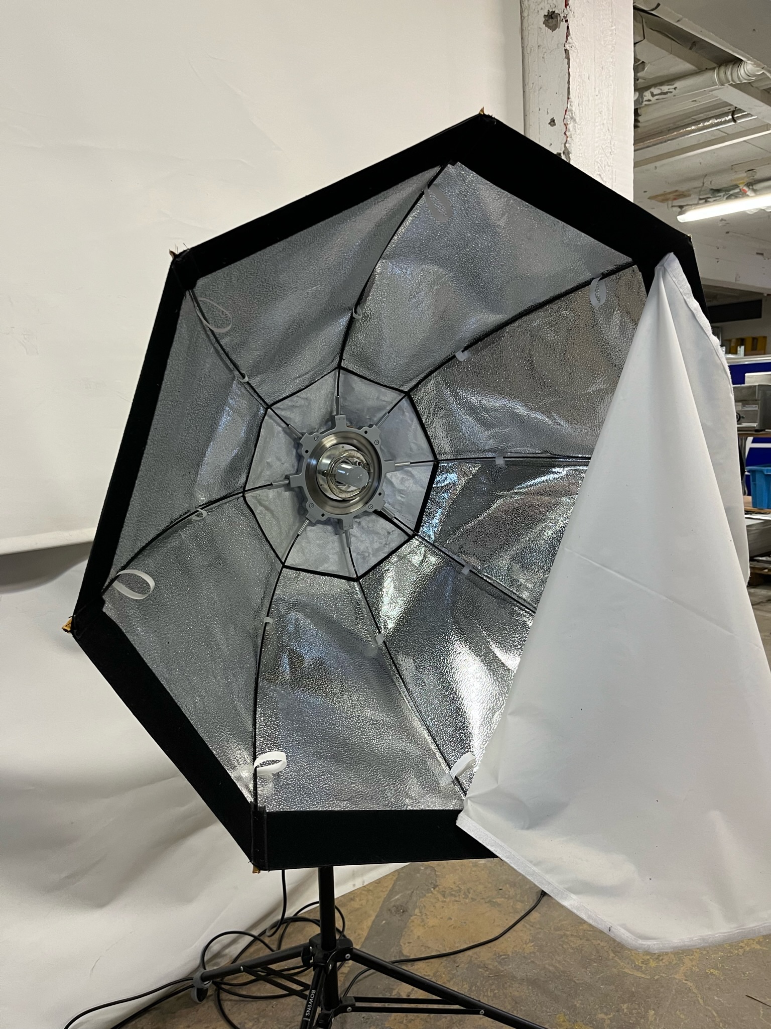 SELT / SOLD Bowens Esprit GM500 Stúdíóflass - softbox - standur á hjólum 4