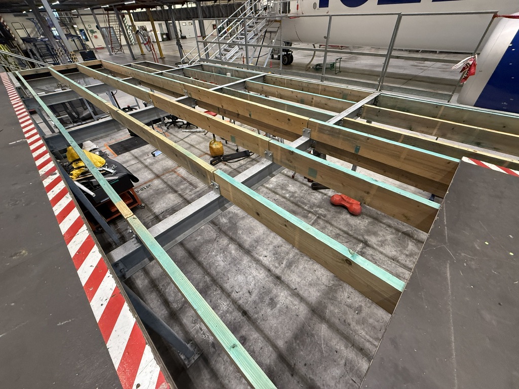 Vinnupallur fyrir lagerhúsnæði/verkstæði/fyrirtæki, ~215m² (2 stk.) 13