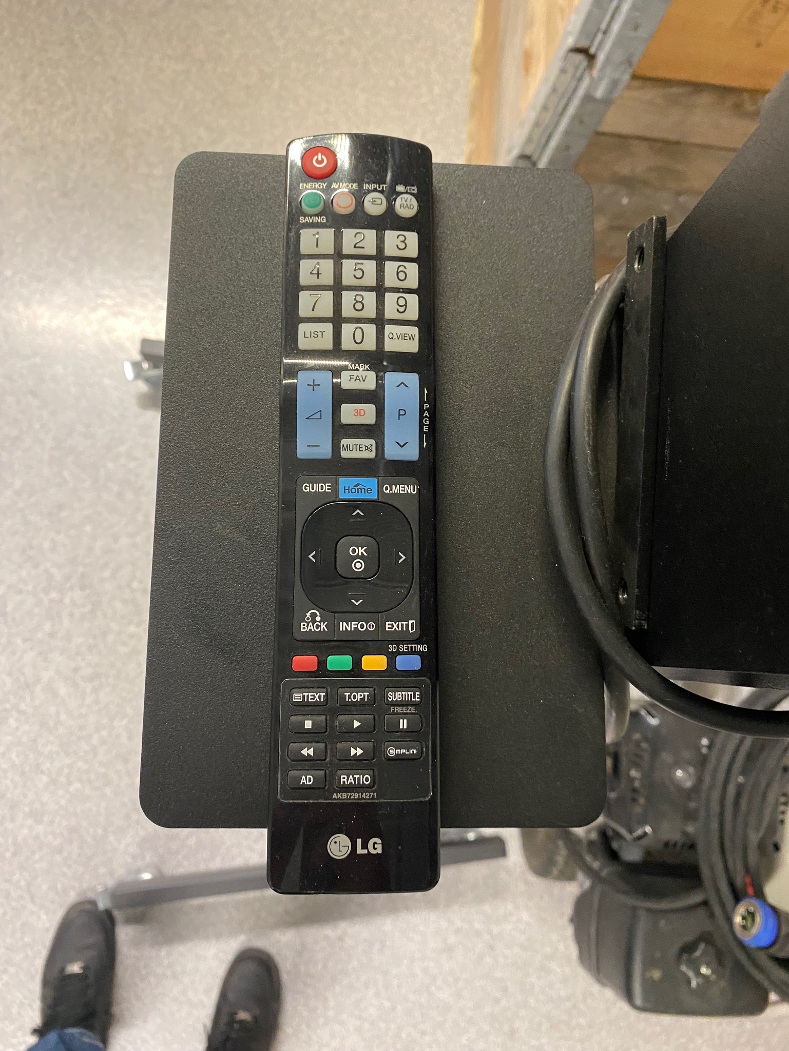 SELT / SOLD LG Sjónvarp 37'' 6