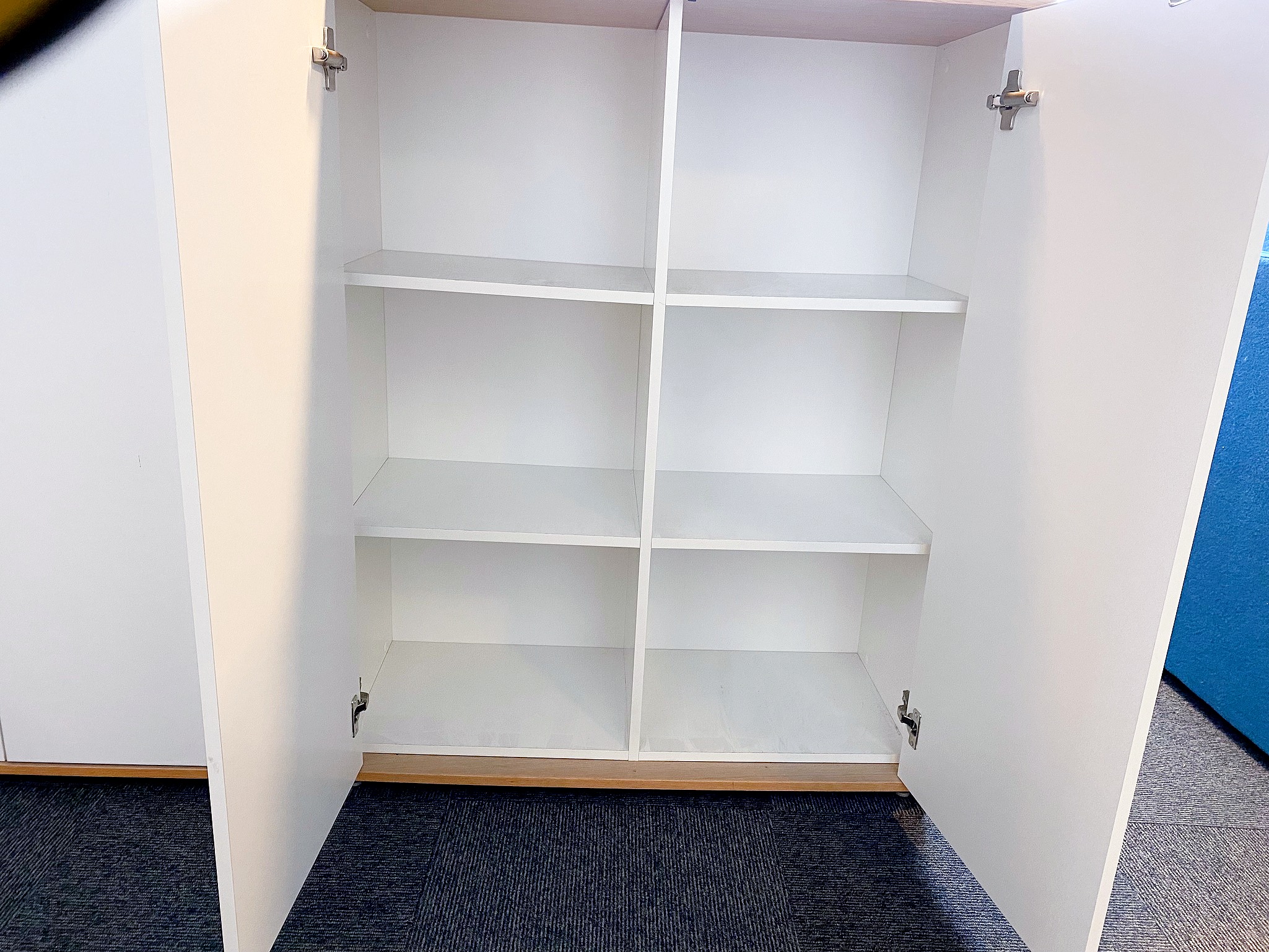 SELT / SOLD Holmris skrifstofuskápur, H113xB90sm. 2