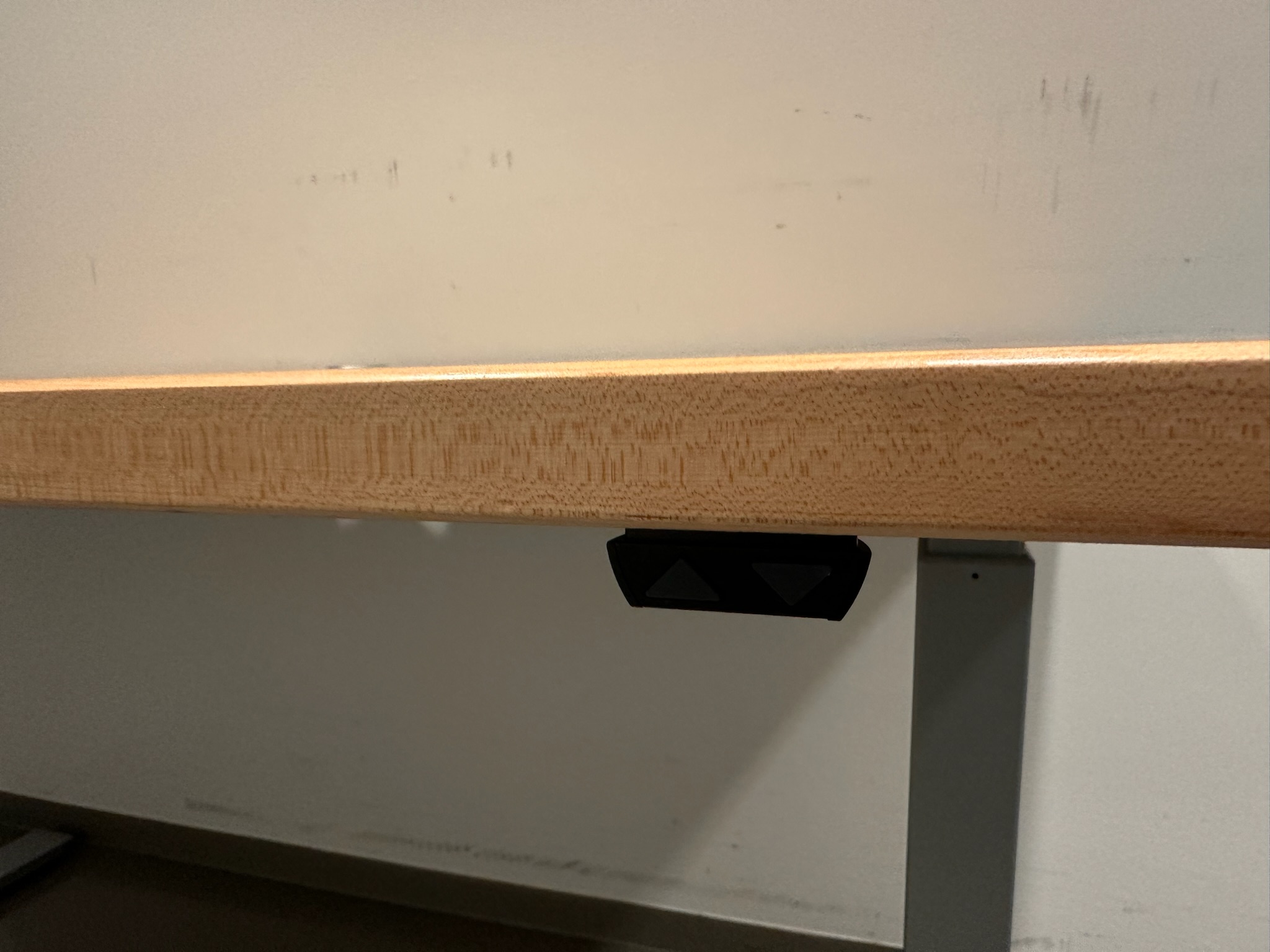 SELT / SOLD - Rafmagnsborð - 150 x 80 sm. (28 stk.) 7