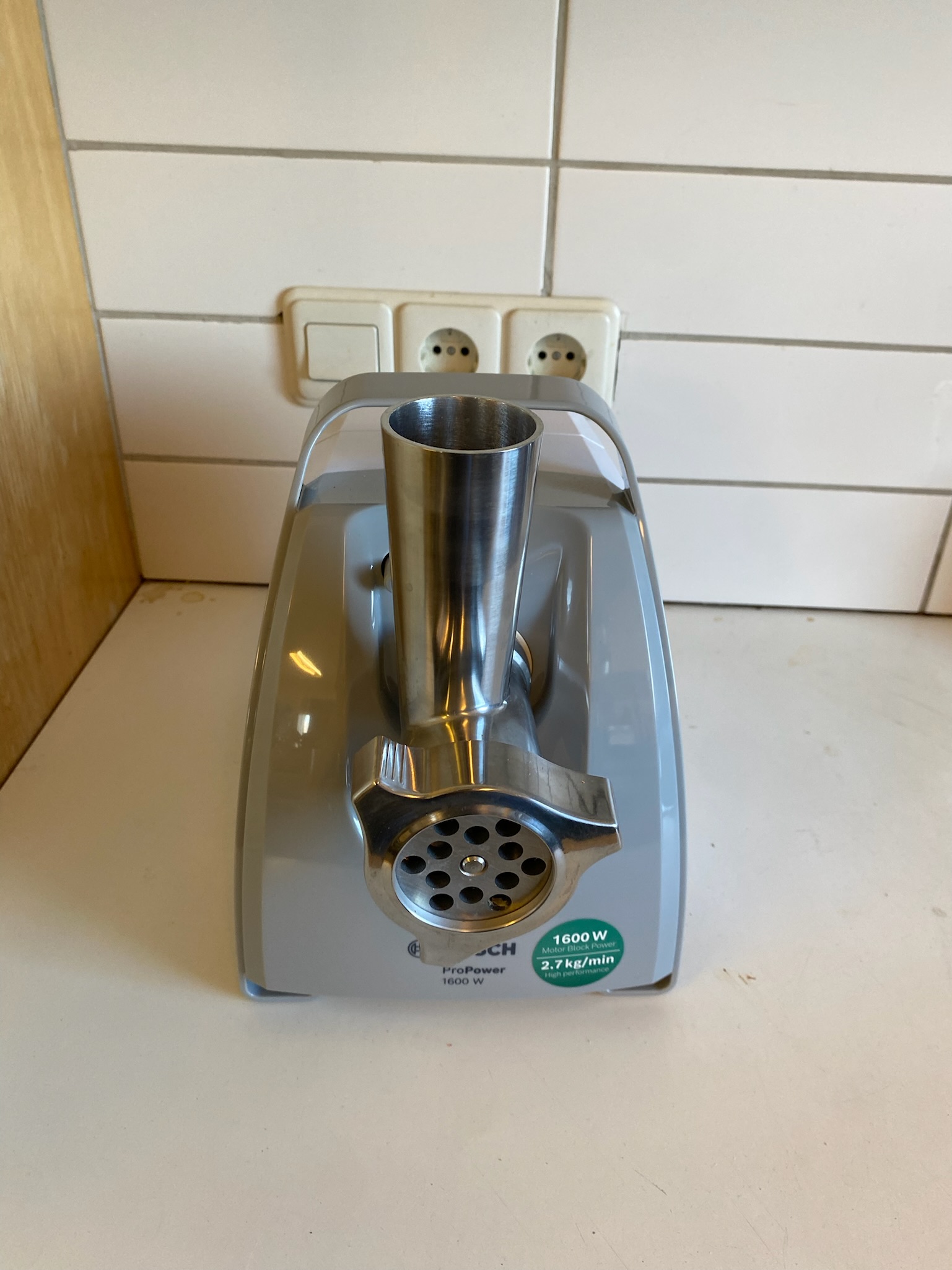 SELT / SOLD Bosch hakkavél 4