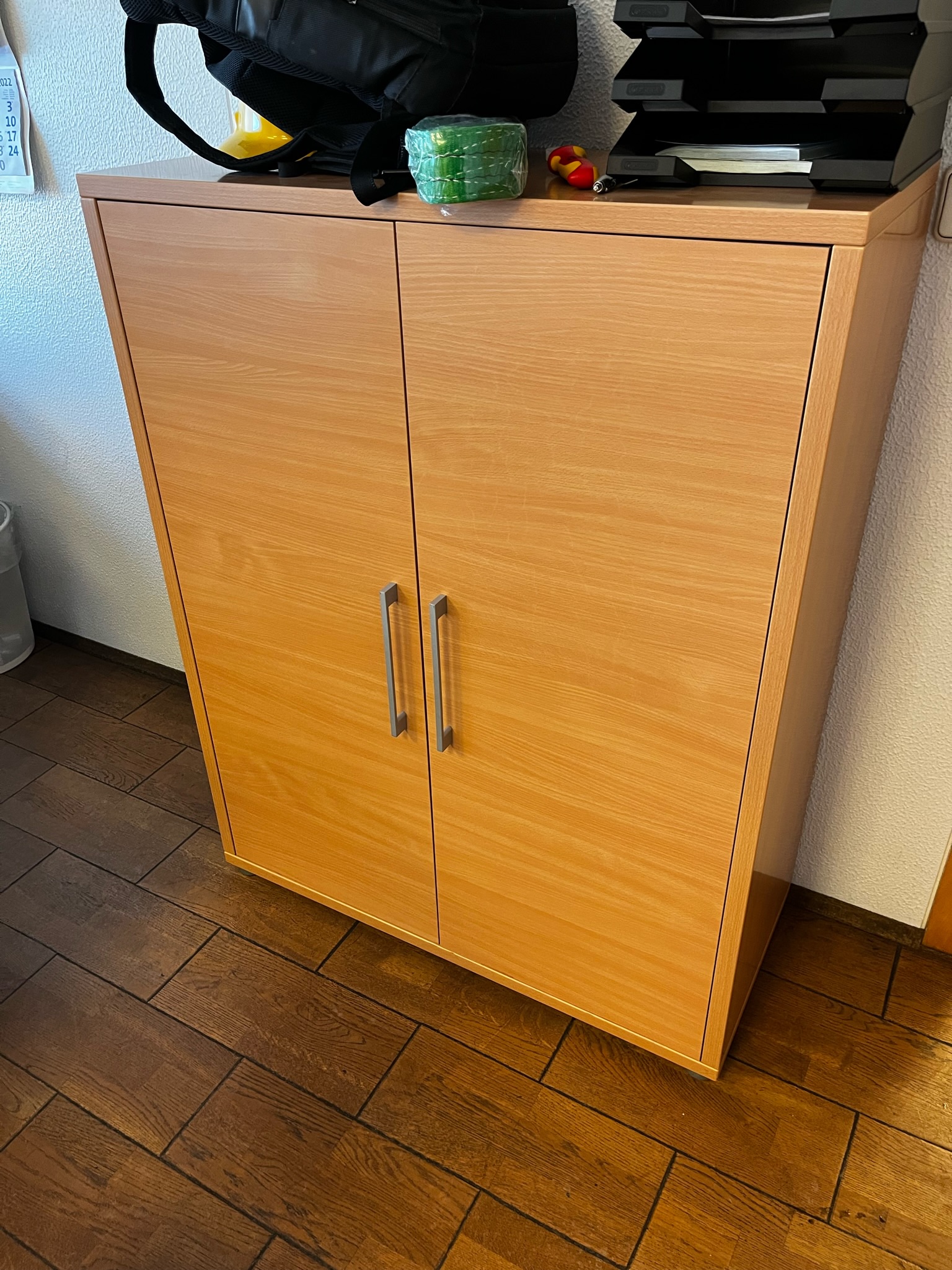 SELT / SOLD Skrifstofuskápur H113sm. x B90sm. - 3 stk til. 3