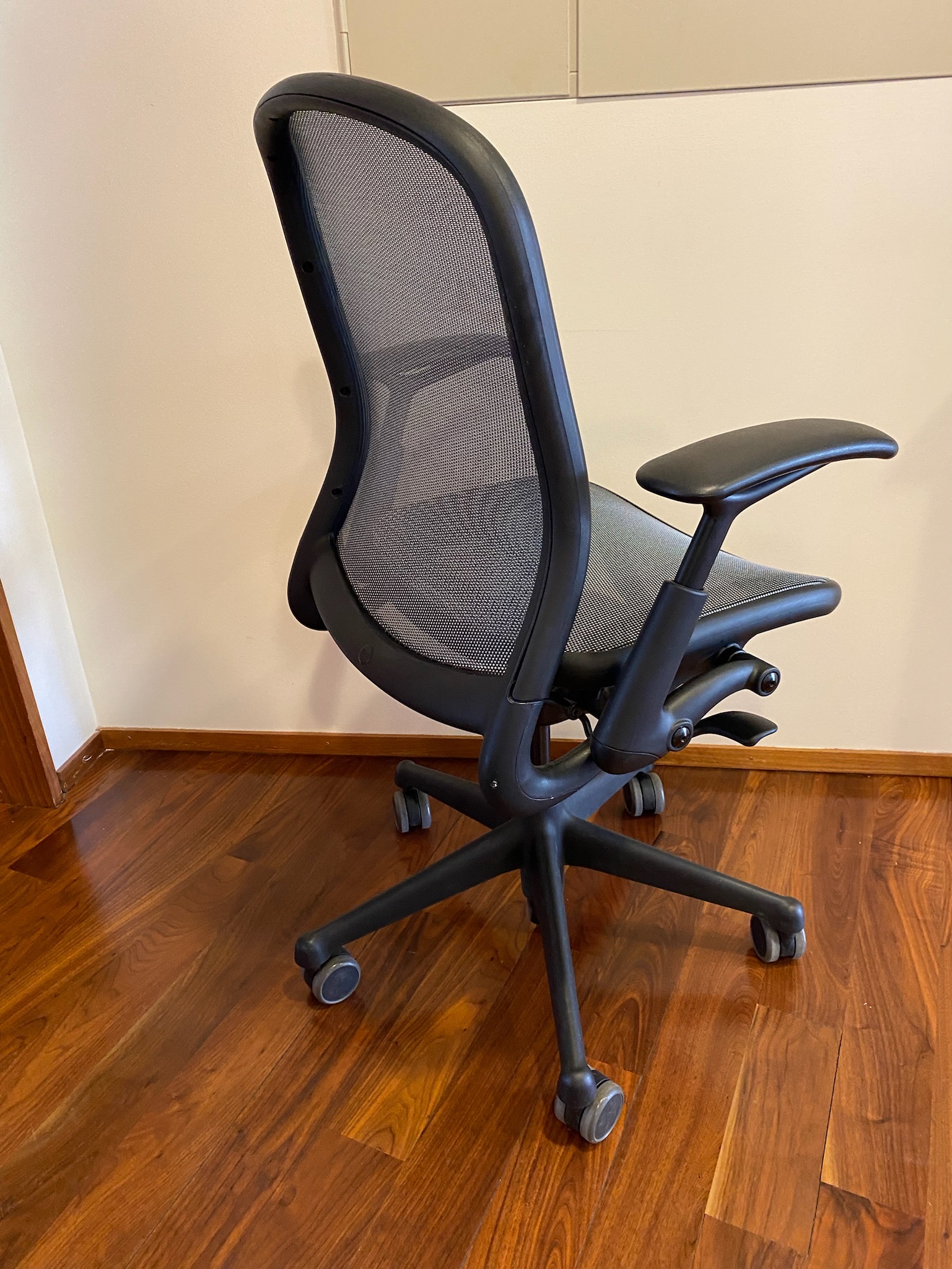 SELT / SOLD - Knoll skrifstofustólar frá Epal 3