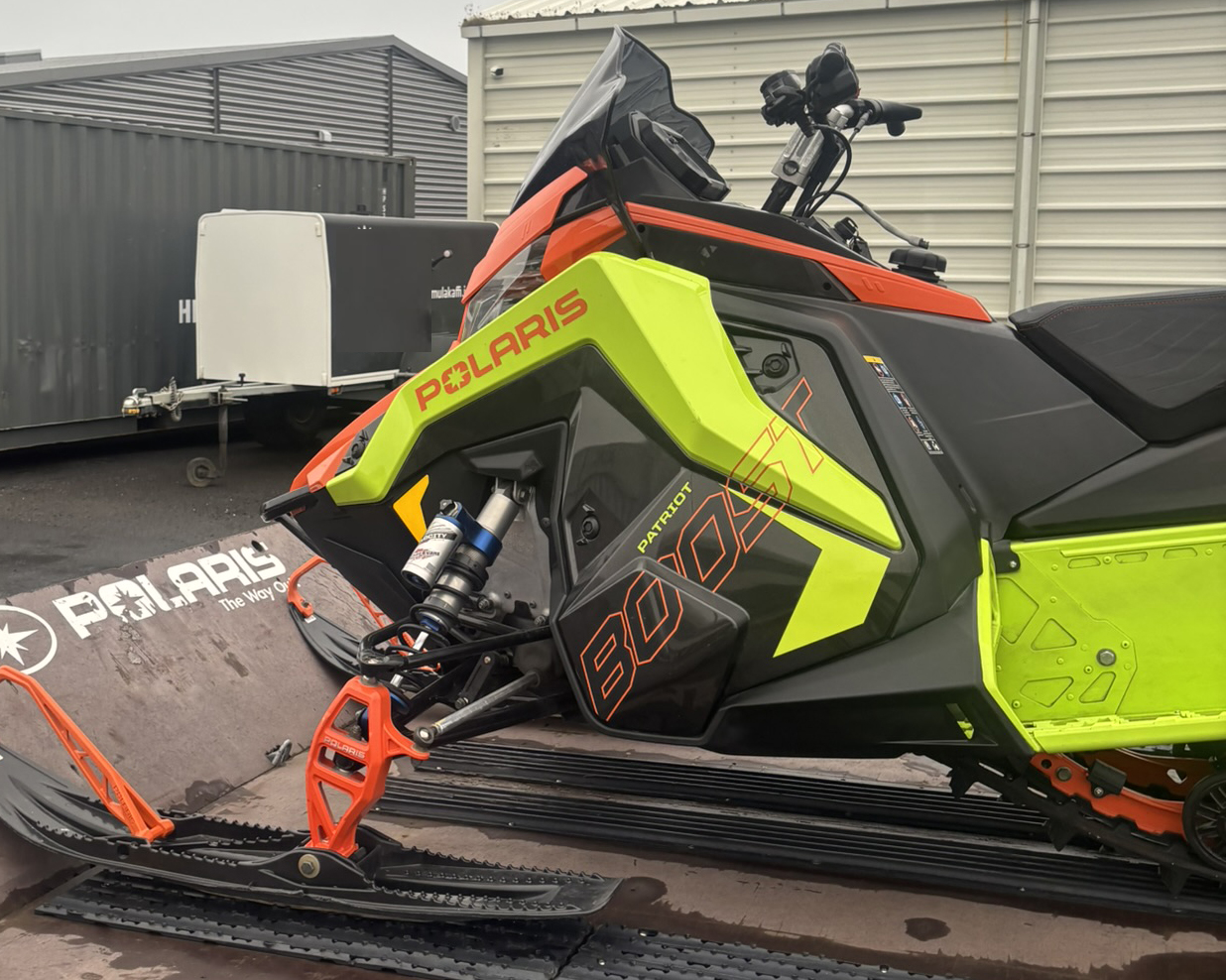 SELT / SOLD Polaris SwitchBack Assault Turbo 2023 vélsleði og kerra. 2