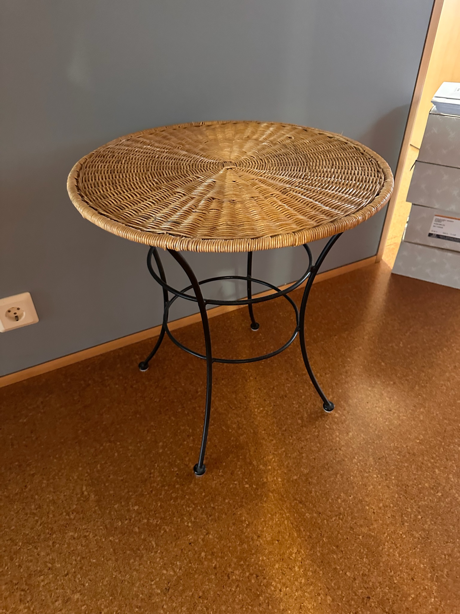 SELT / SOLD Hringborð, Ø51 x H55 sm. (3 stk.) 2