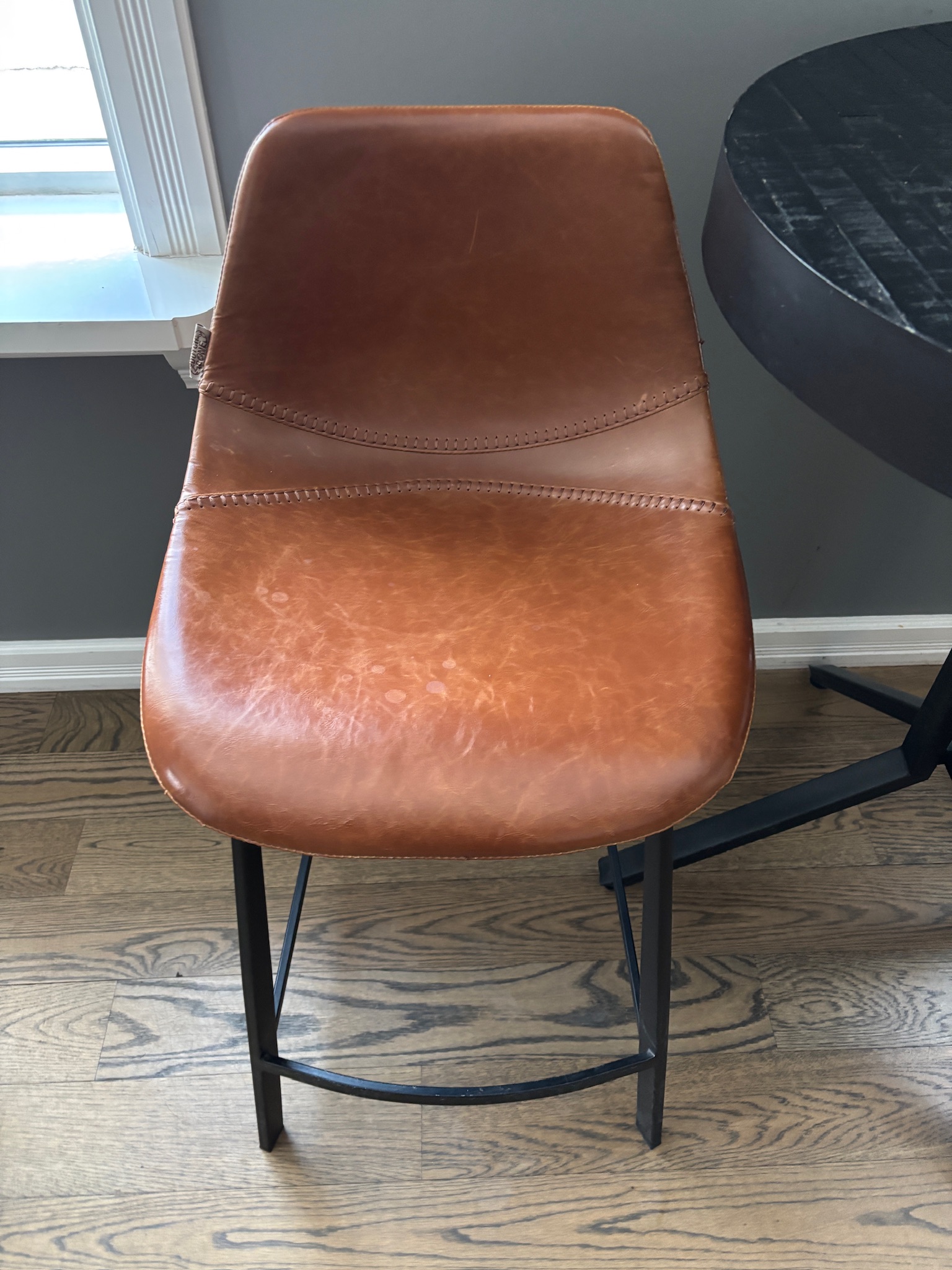 SELT / SOLD Dutchbone barstóll frá Línunni 4