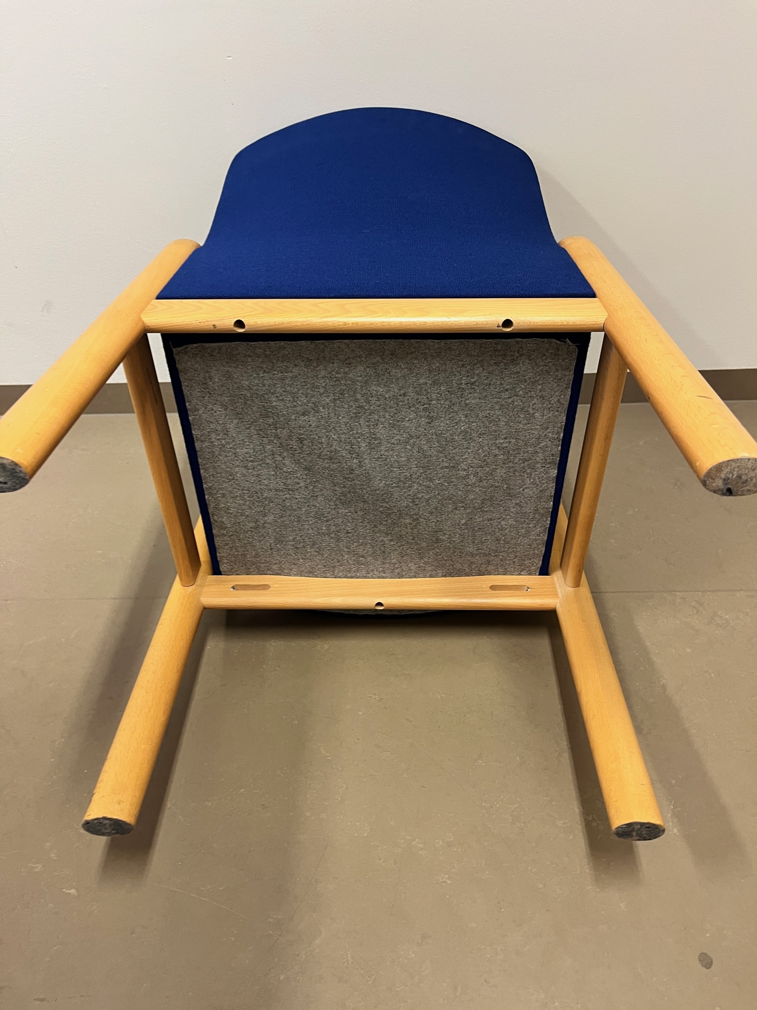 SELT / SOLD Vandaðir fundarstólar - biðstofustólar 5