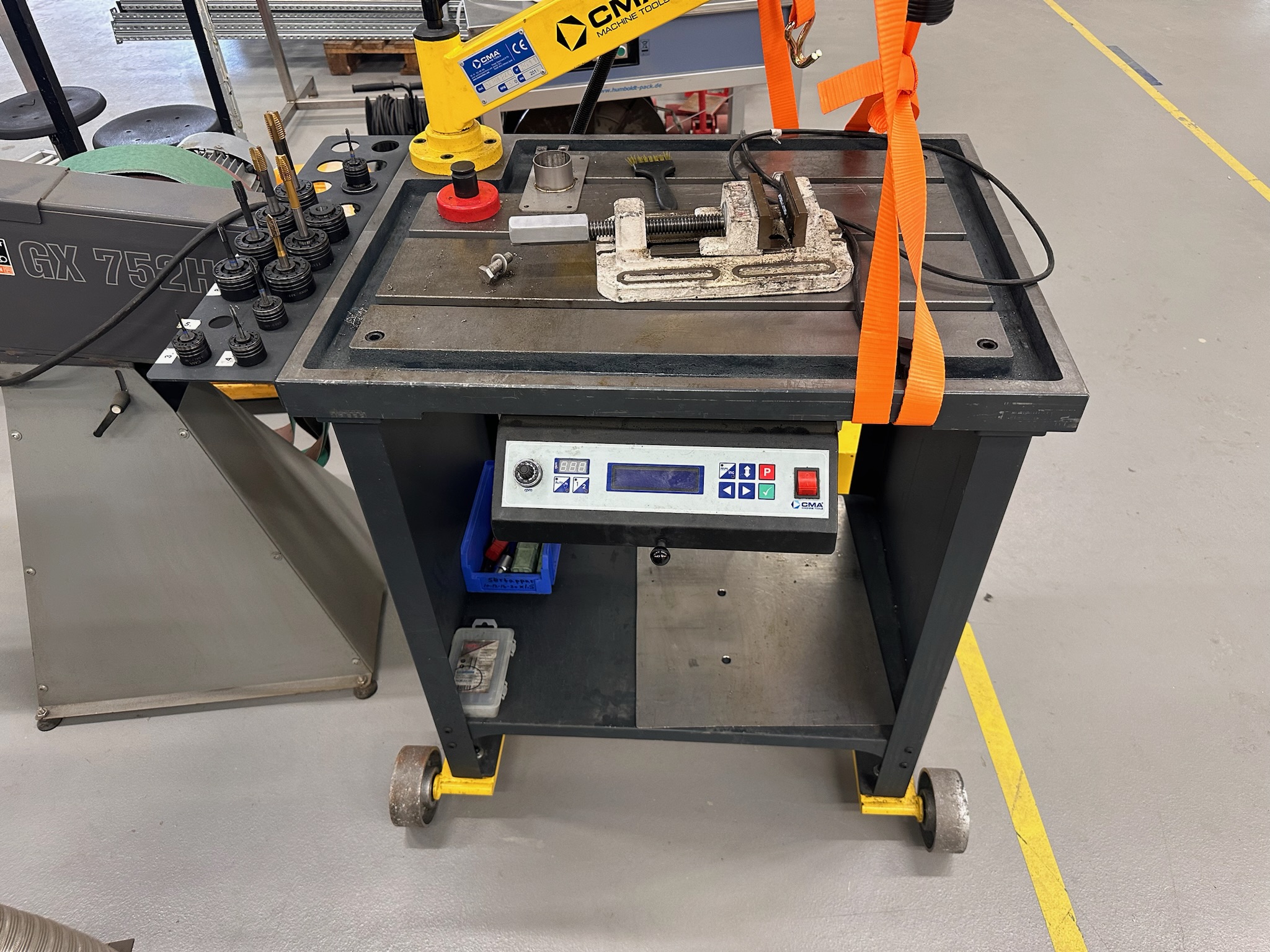 SELT / SOLD - CMA Machine Tools Rerm 24 c tapping vél- snikkvél 7
