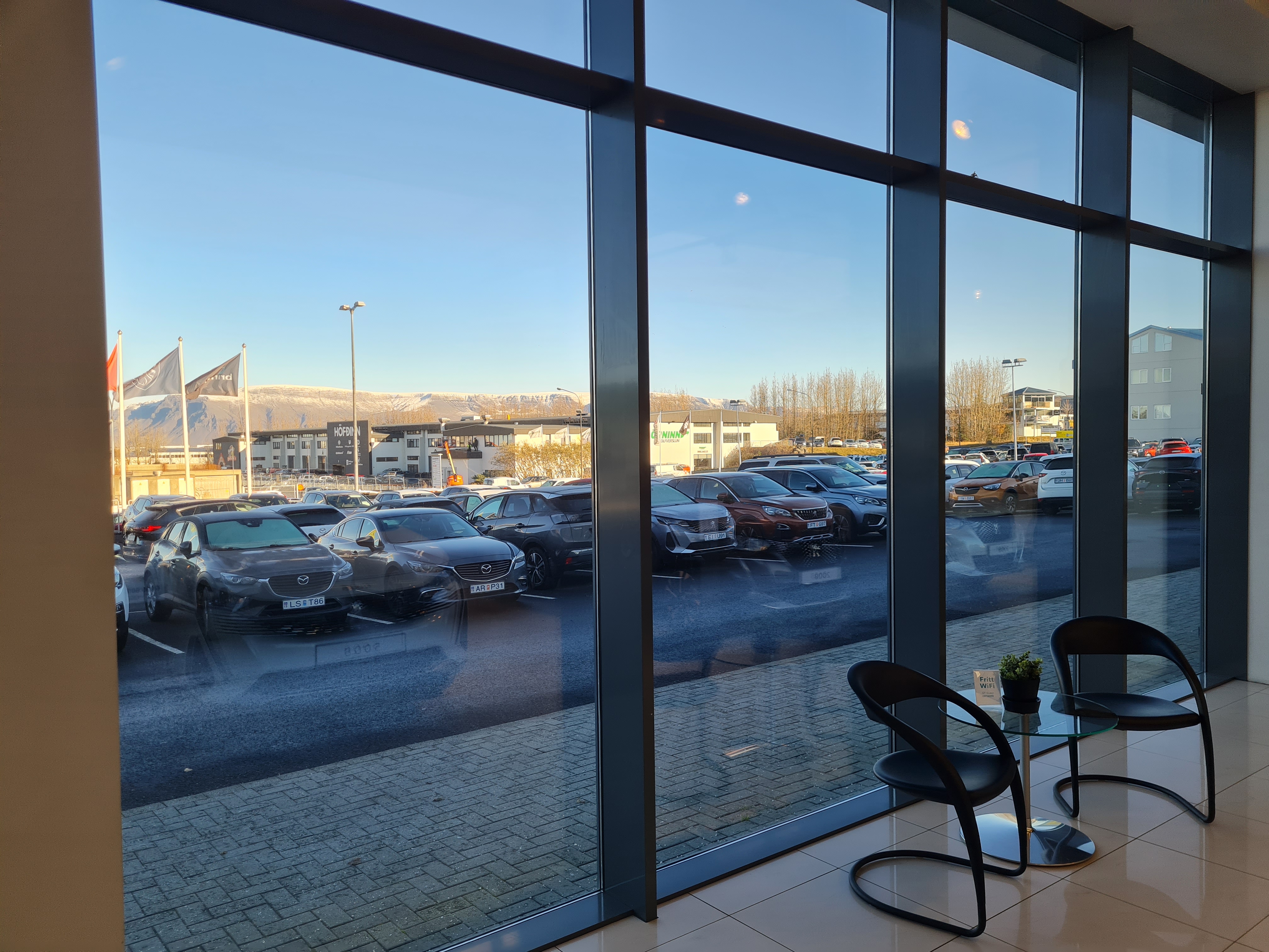 SELT / SOLD Vandaðir glerfrontar - glerrennihurðir - útihurðir 13