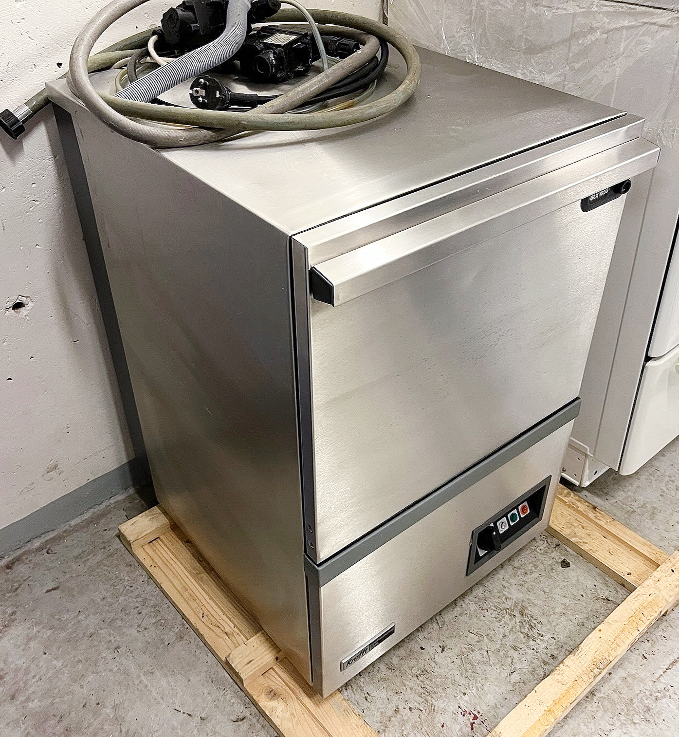 SELT / SOLD GLX 1020 uppþvottavél frá Krefft