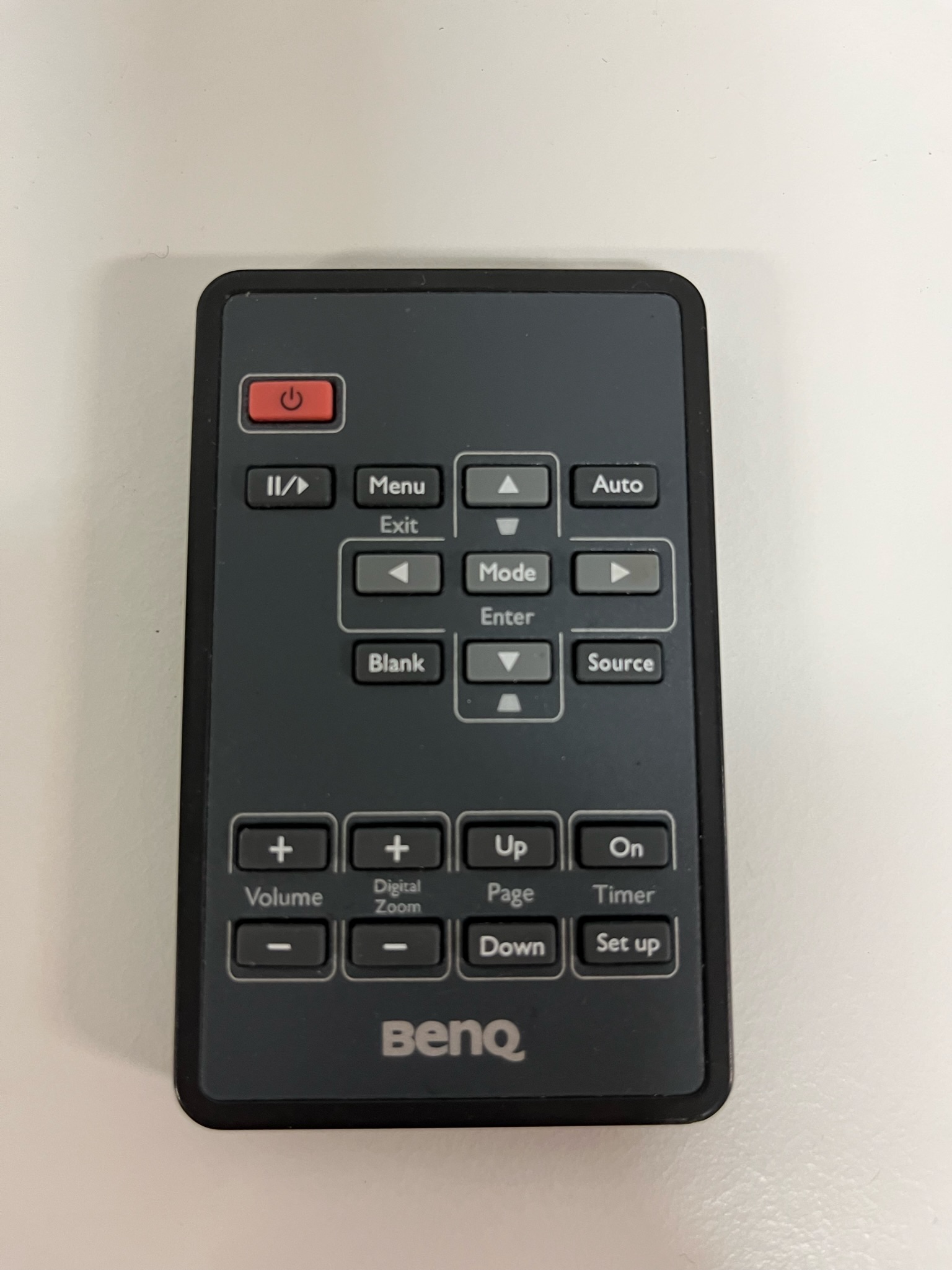 SELT / SOLD Myndvarpi frá BenQ m.loftafestingu 7