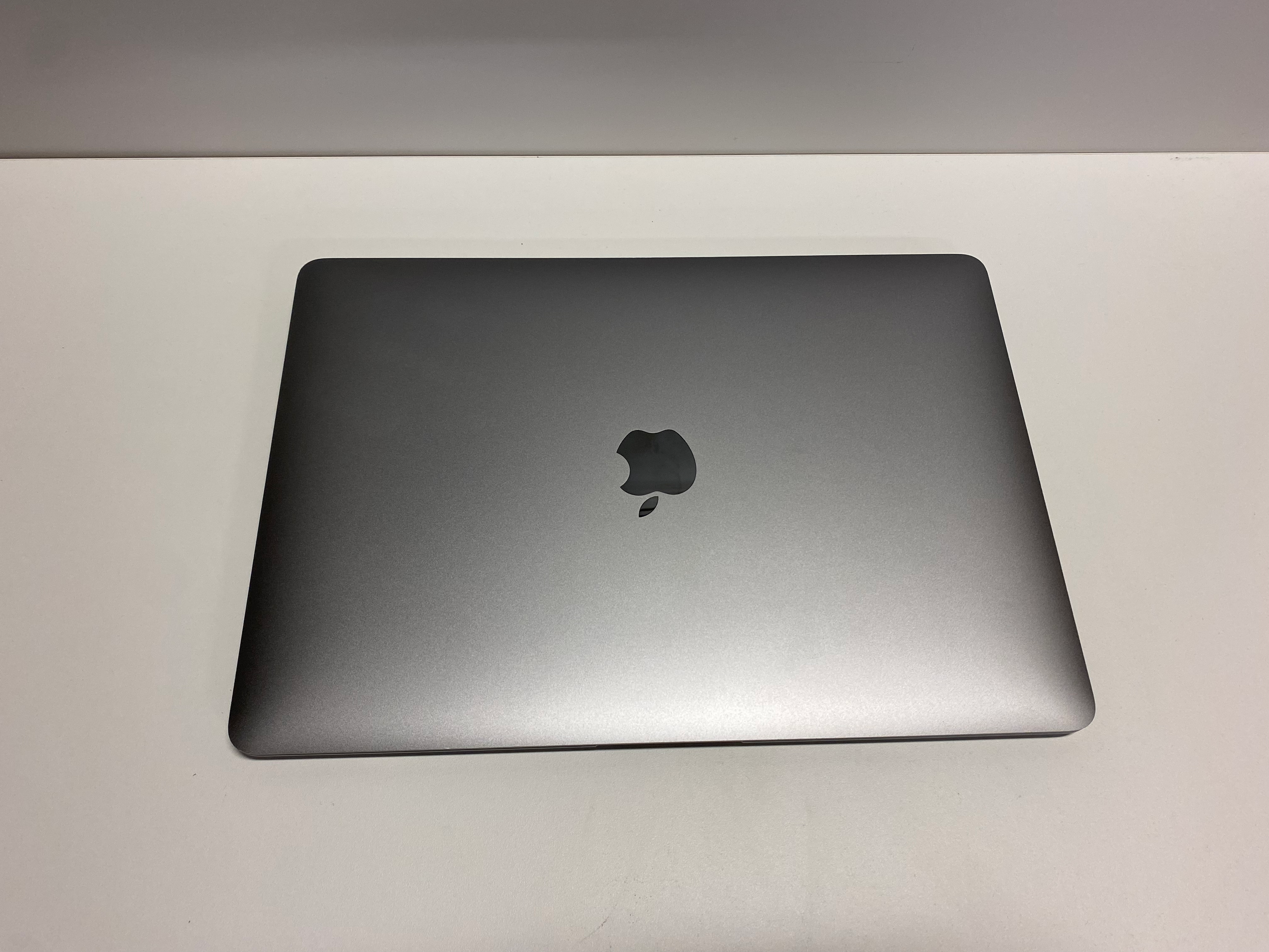 SELT / SOLD Apple MacBook Air, 13'' 4
