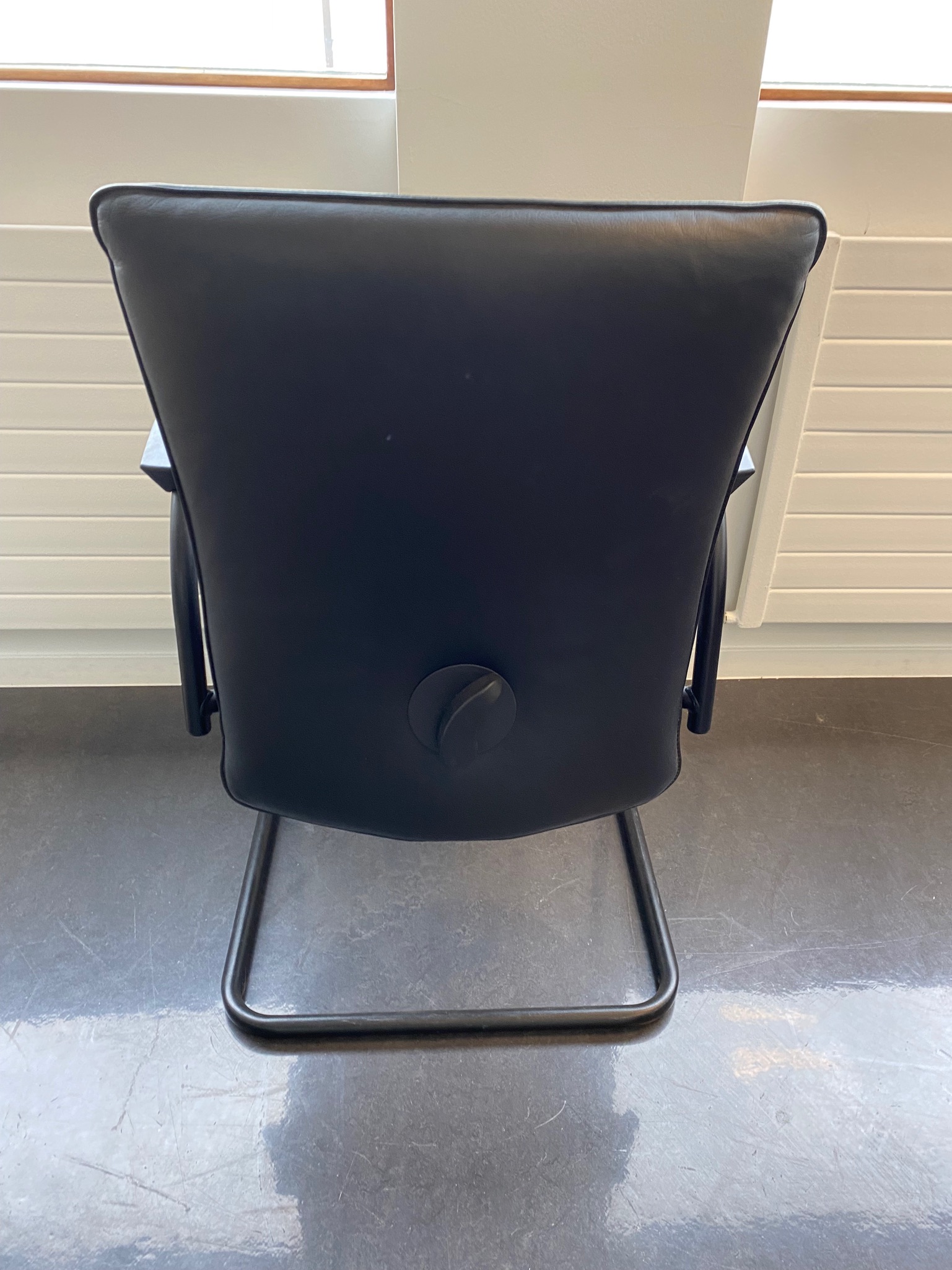 SELT / SOLD Interstuhl leður fundarstólar frá Pennanum 4