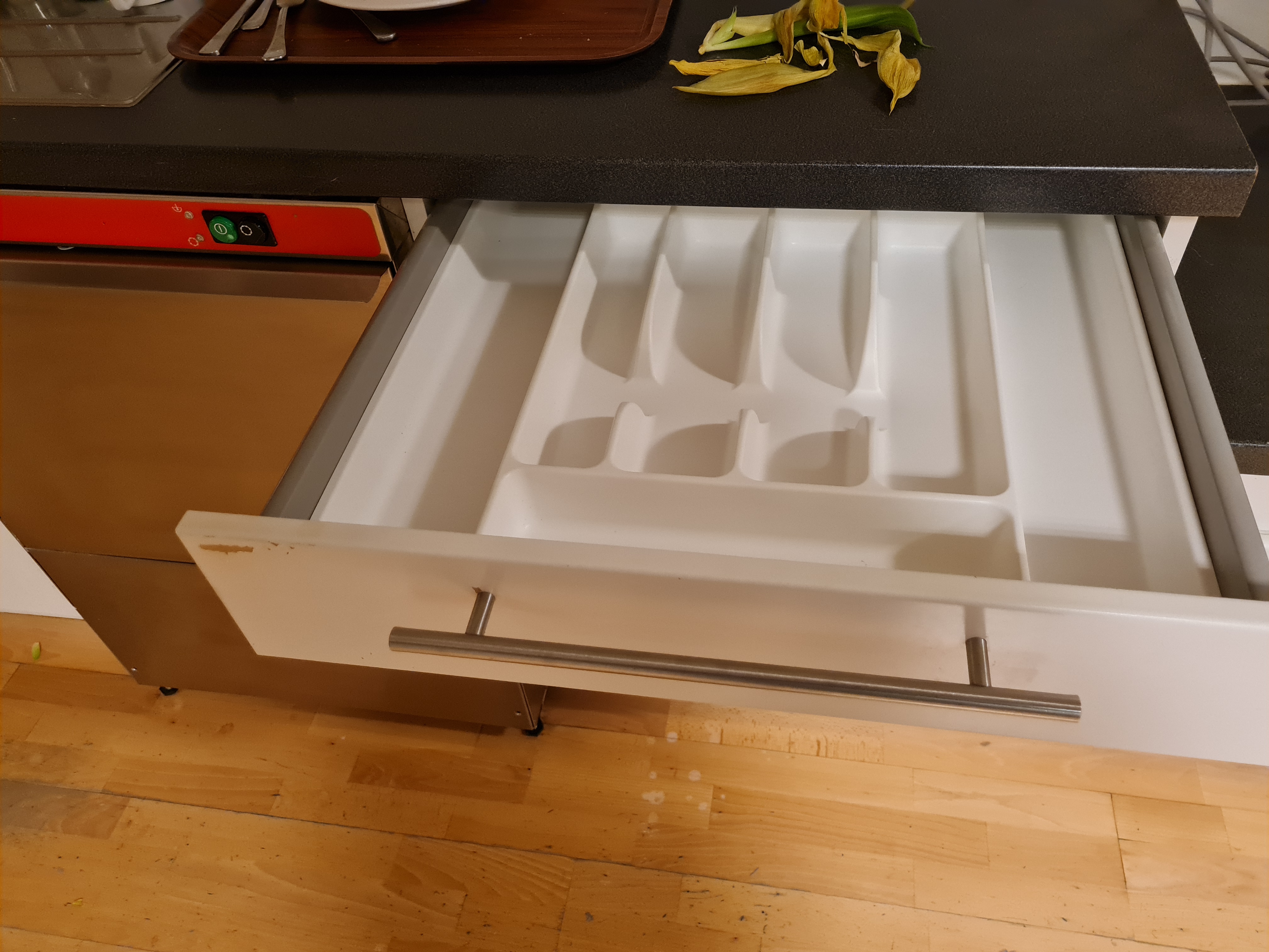 Selt - Eldhúsinnrétting IKEA til sölu 9