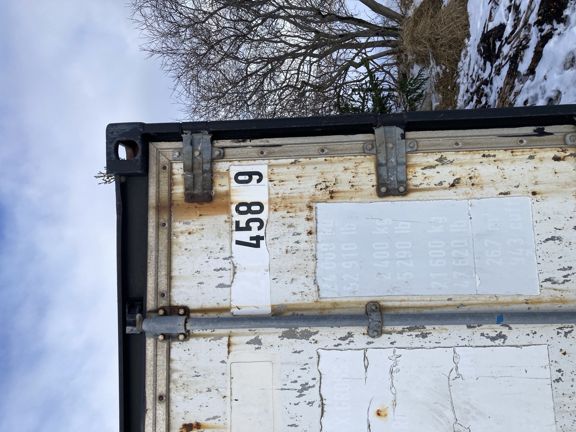 Einangraður gámur 4