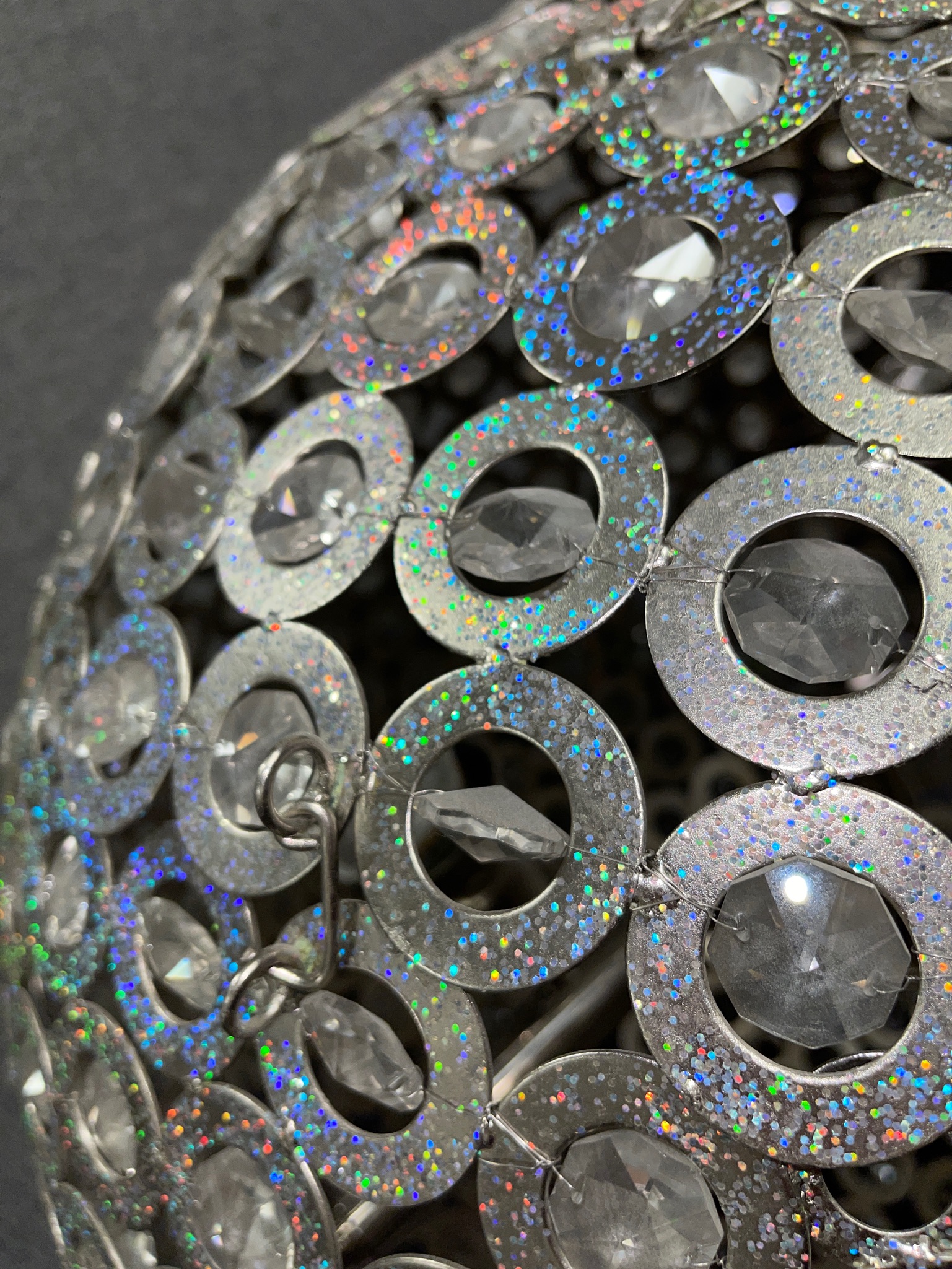 SELT - Geggjuð Diamond ljósakróna 60 sm 8