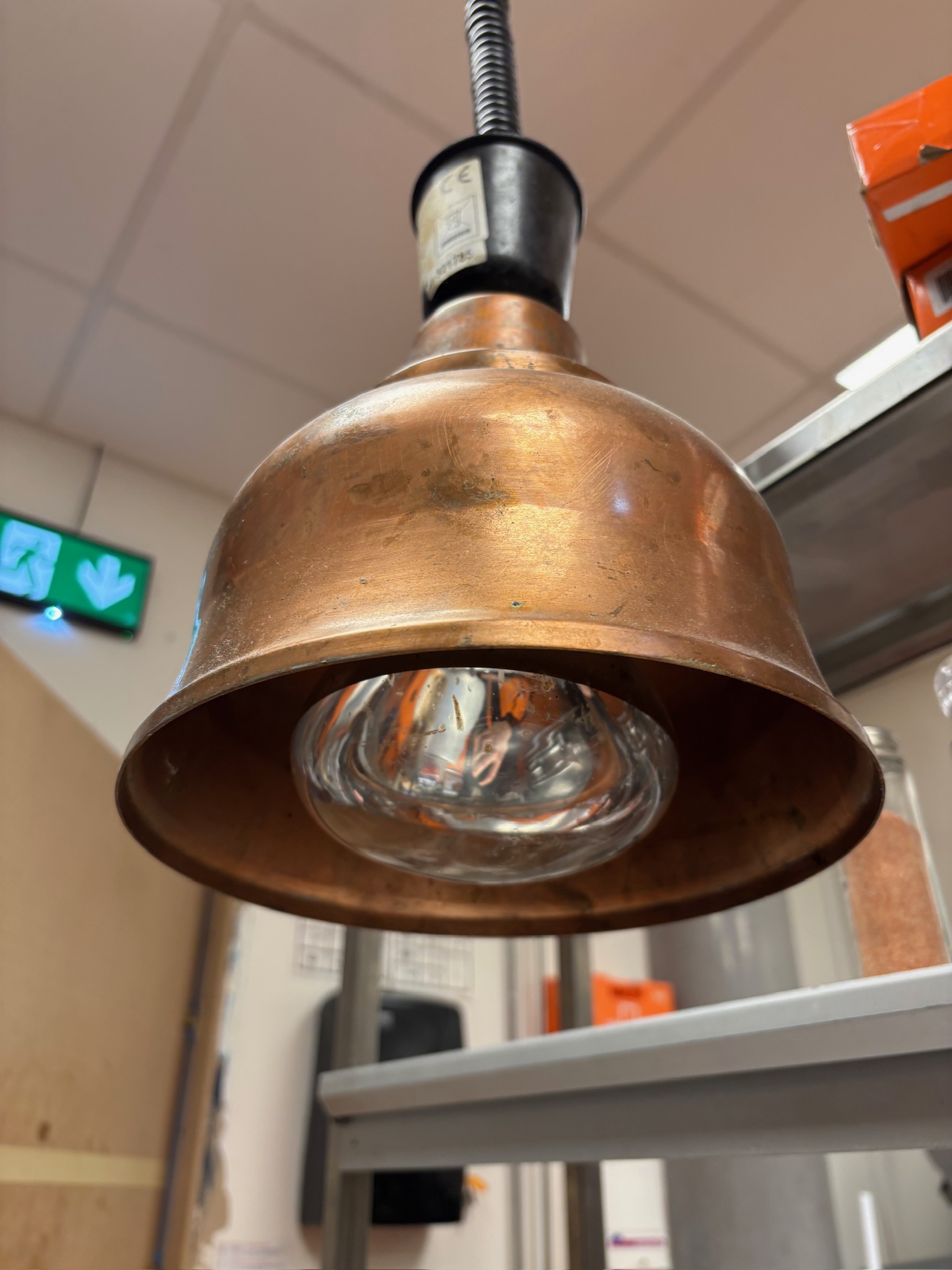 SELT / SOLD Saro hitalampi