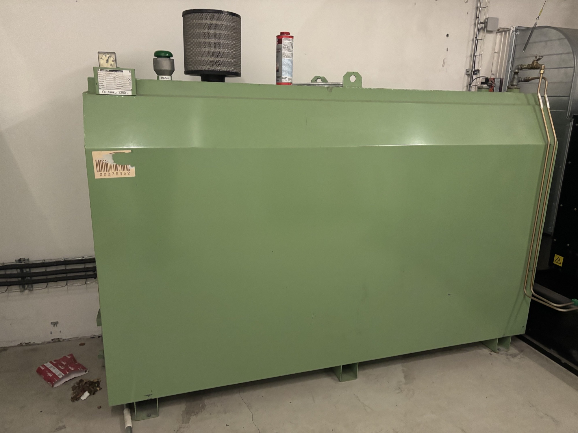SELT / SOLD CUMMINGS rafstöð - varaaflstöð - sem ný - 125 klst. 4