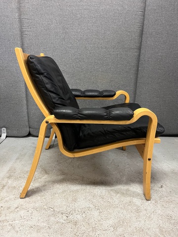 SELT / SOLD Hægindastóll, leður 2