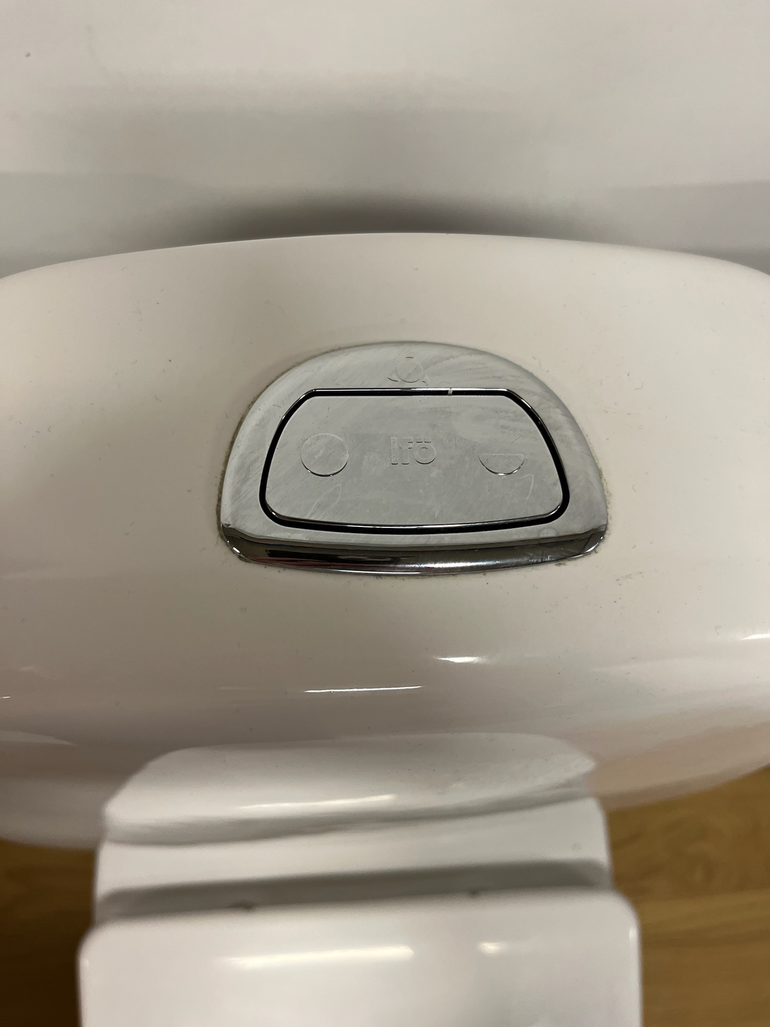 SELT / SOLD - Ónotað Ifö salerni / WC 5