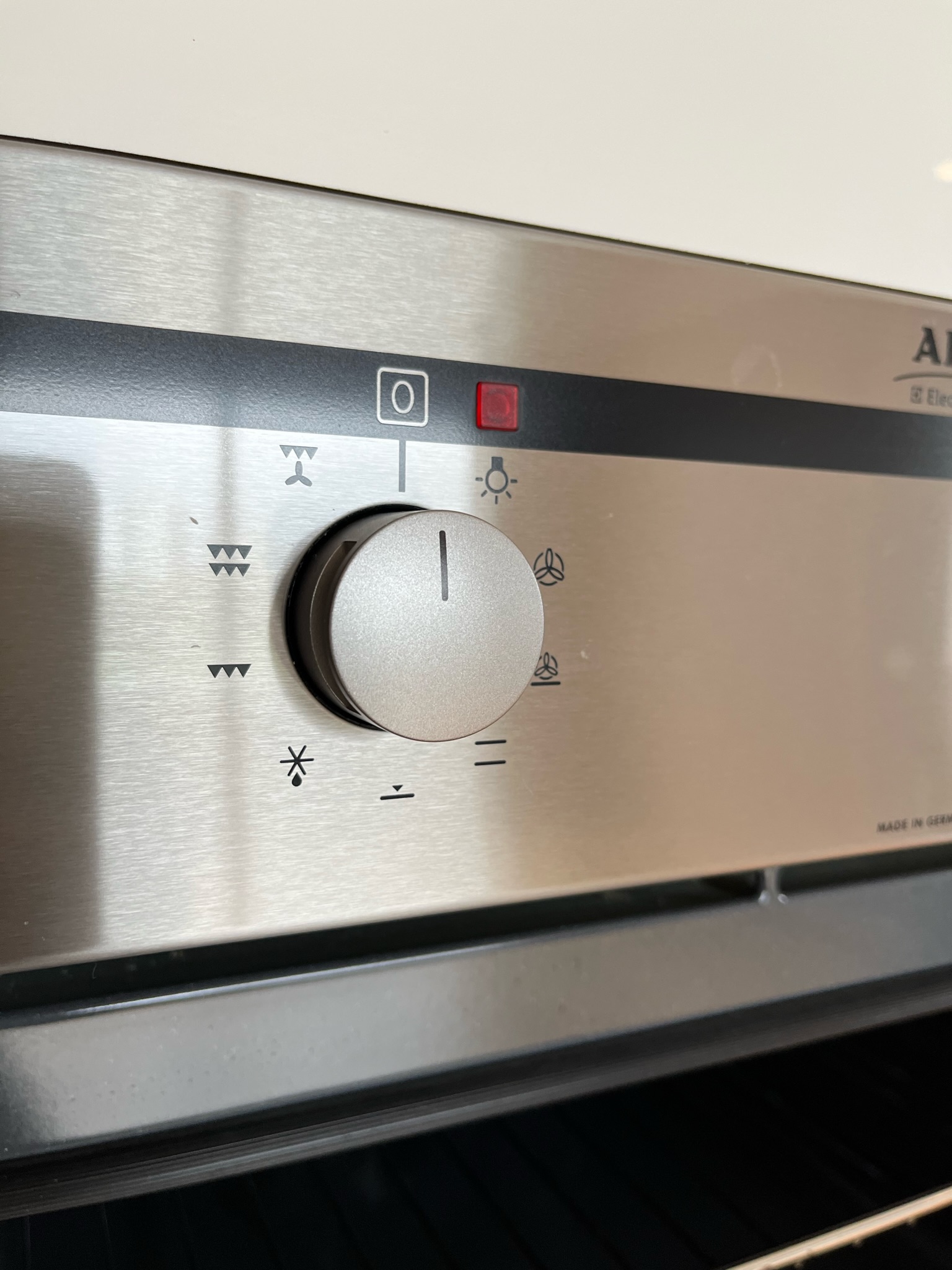 Selt - sold AEG blástursofn - lítur út sem nýr. 7