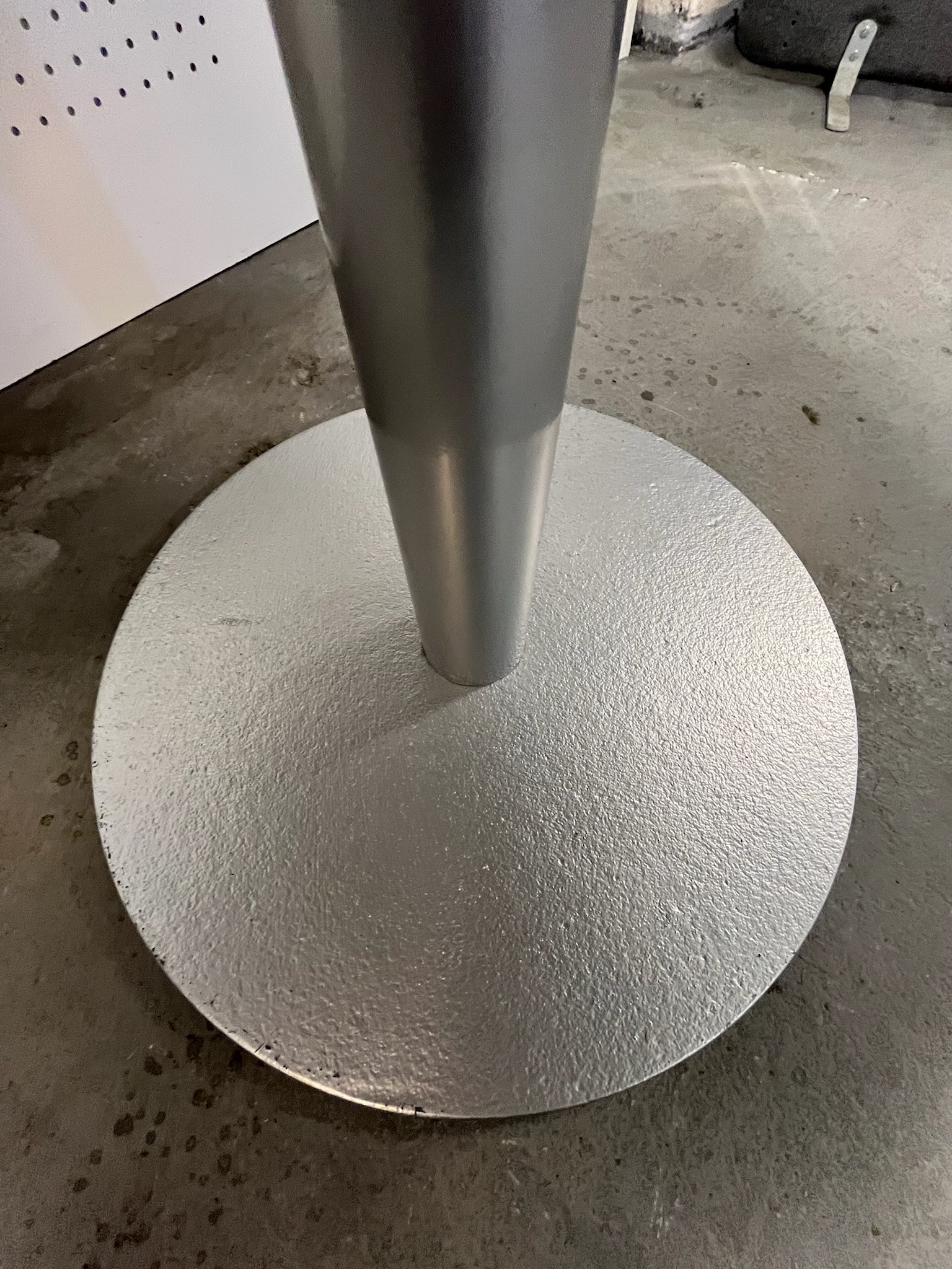 SELT / SOLD Hringborð, Ø120xH75sm. 4