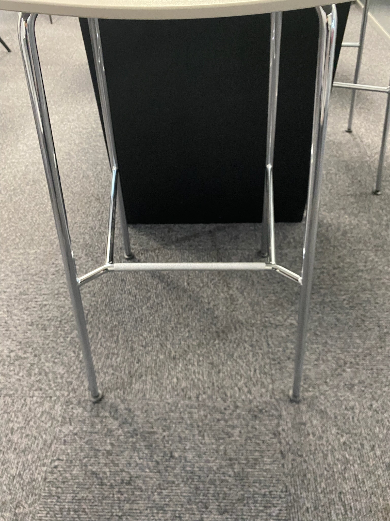 SELT / SOLD Vitra barstólar frá Pennanum 6