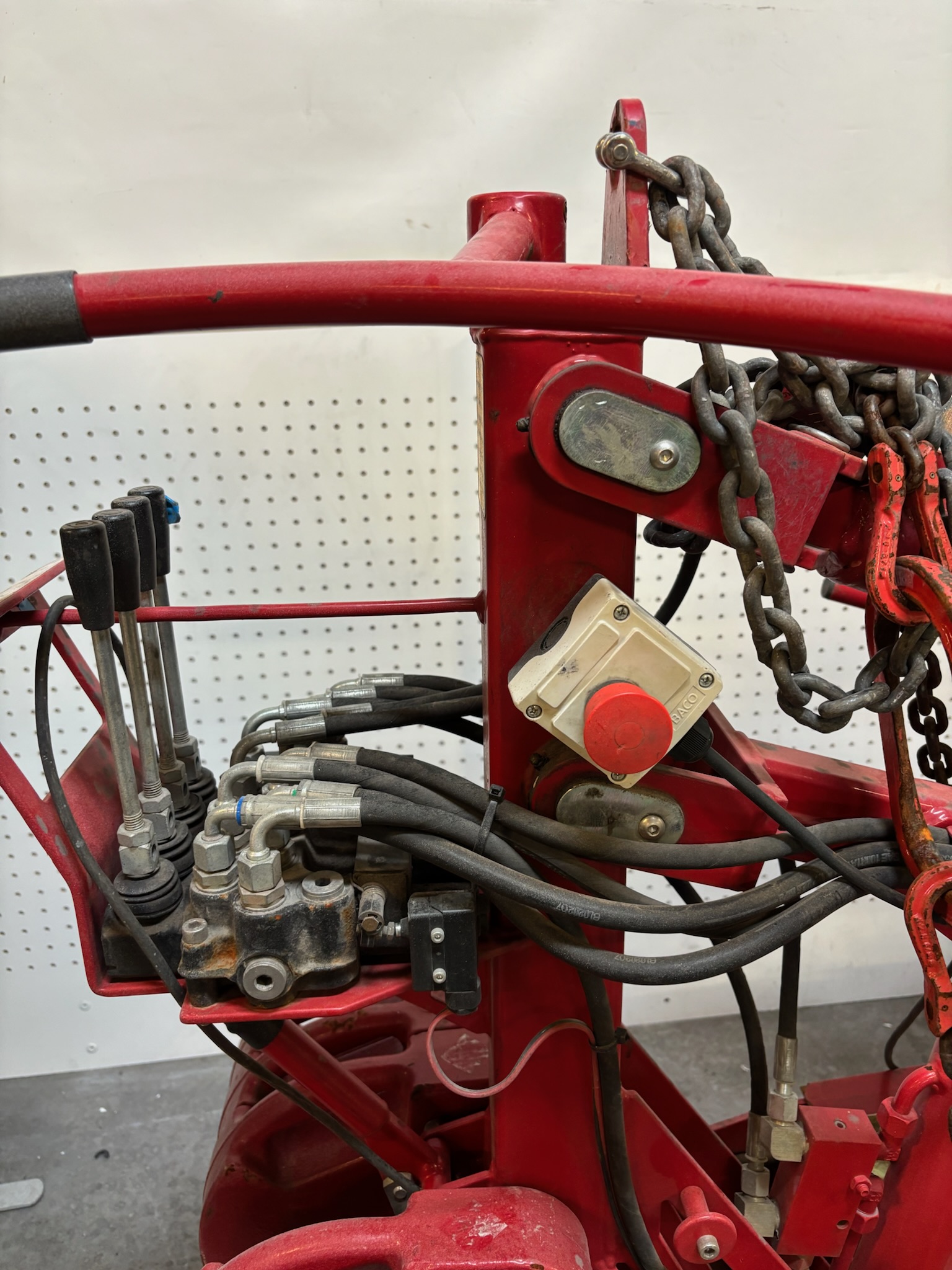 SELT / SOLD Glasslift 250 – Glerlyfta með sogskálum 5