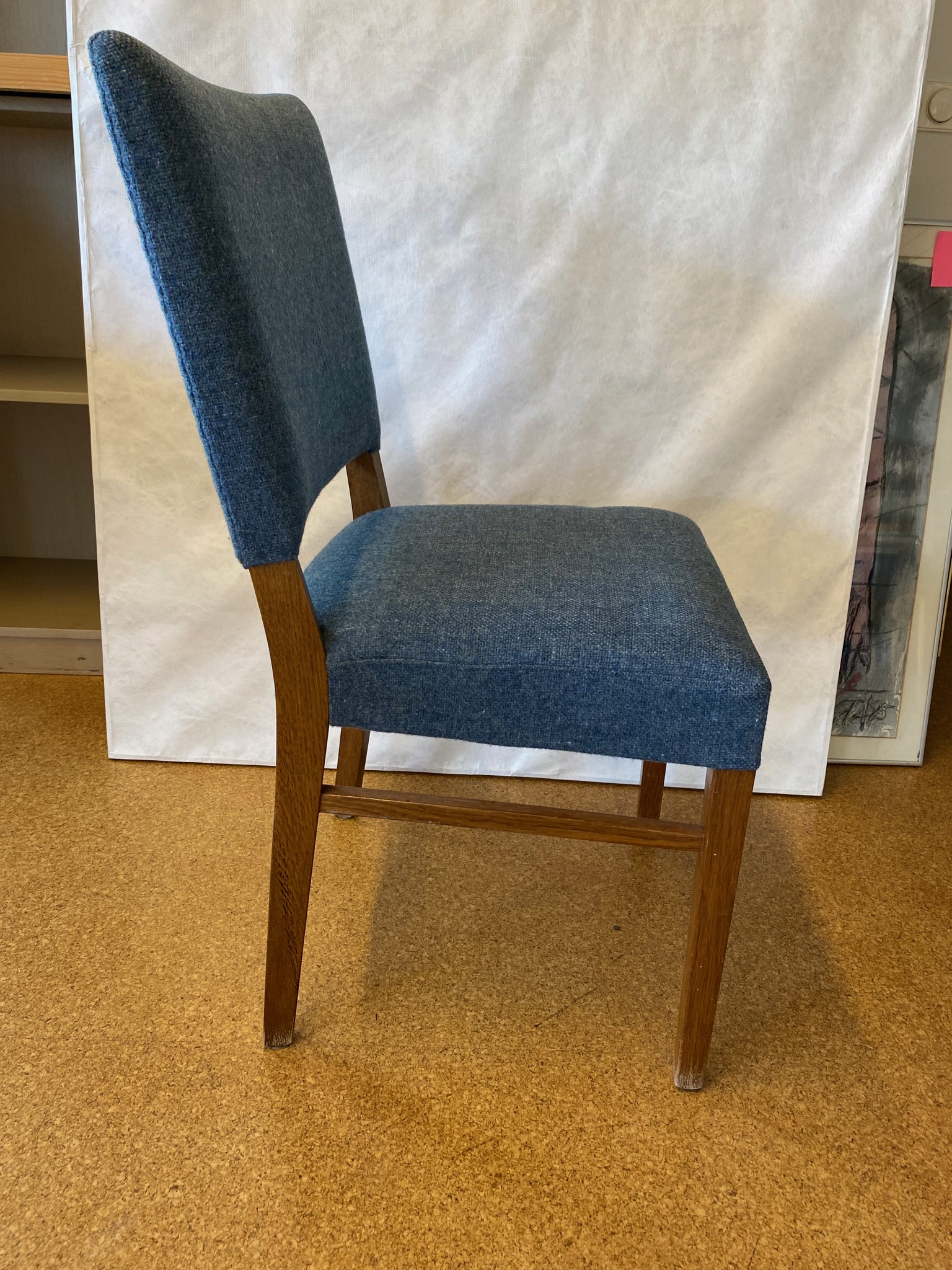 SELT / SOLD Blár taustóll 2