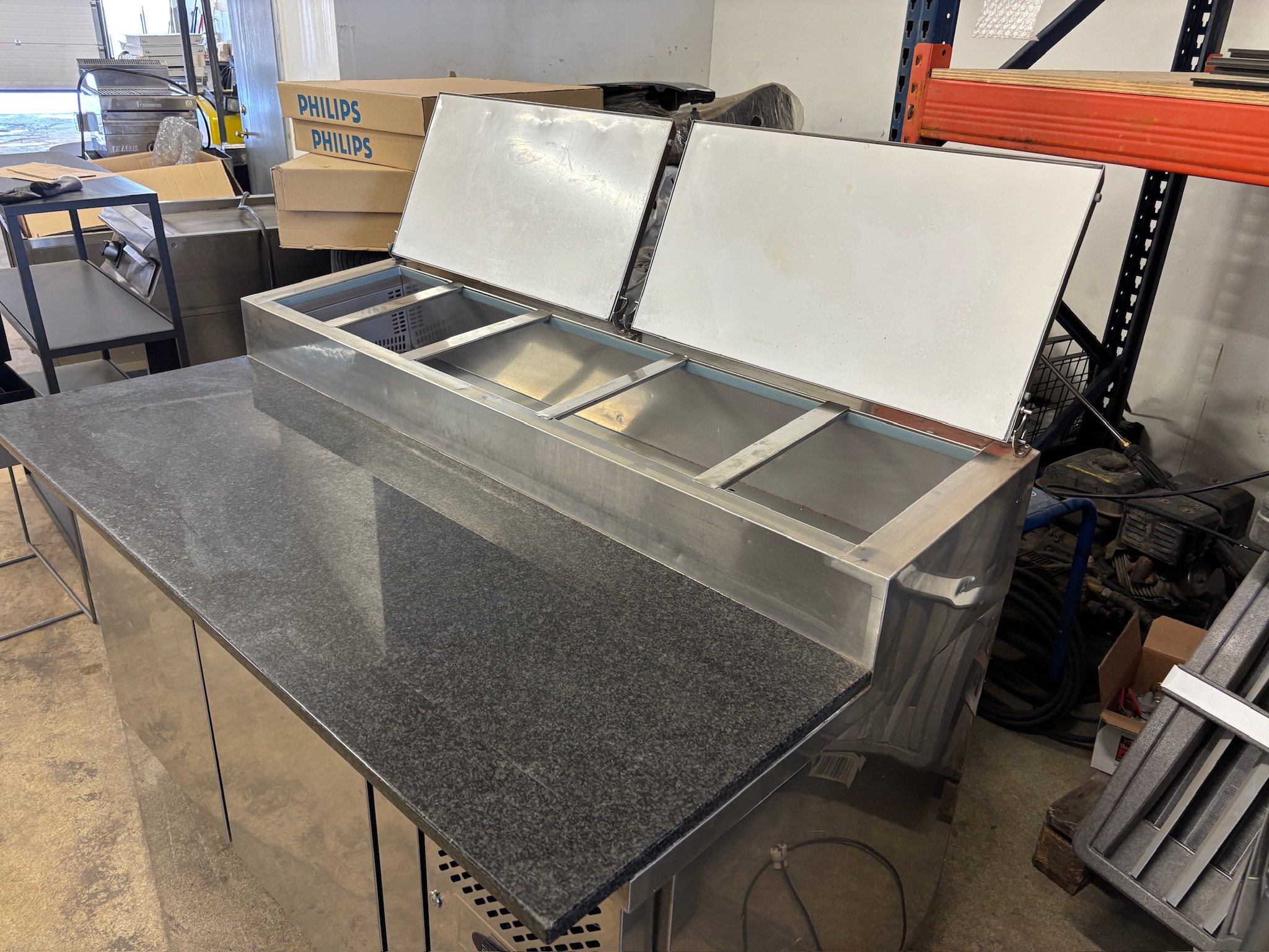SELT / SOLD Tefcold Samlokuborð Prep Counter kæliborð 8