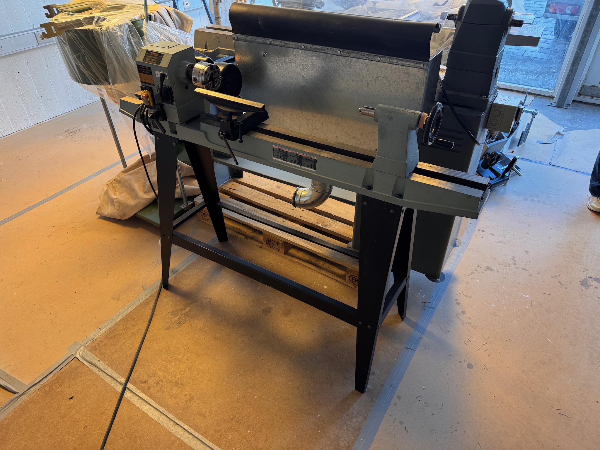 SELT / SOLD Delta rennibekkur 2