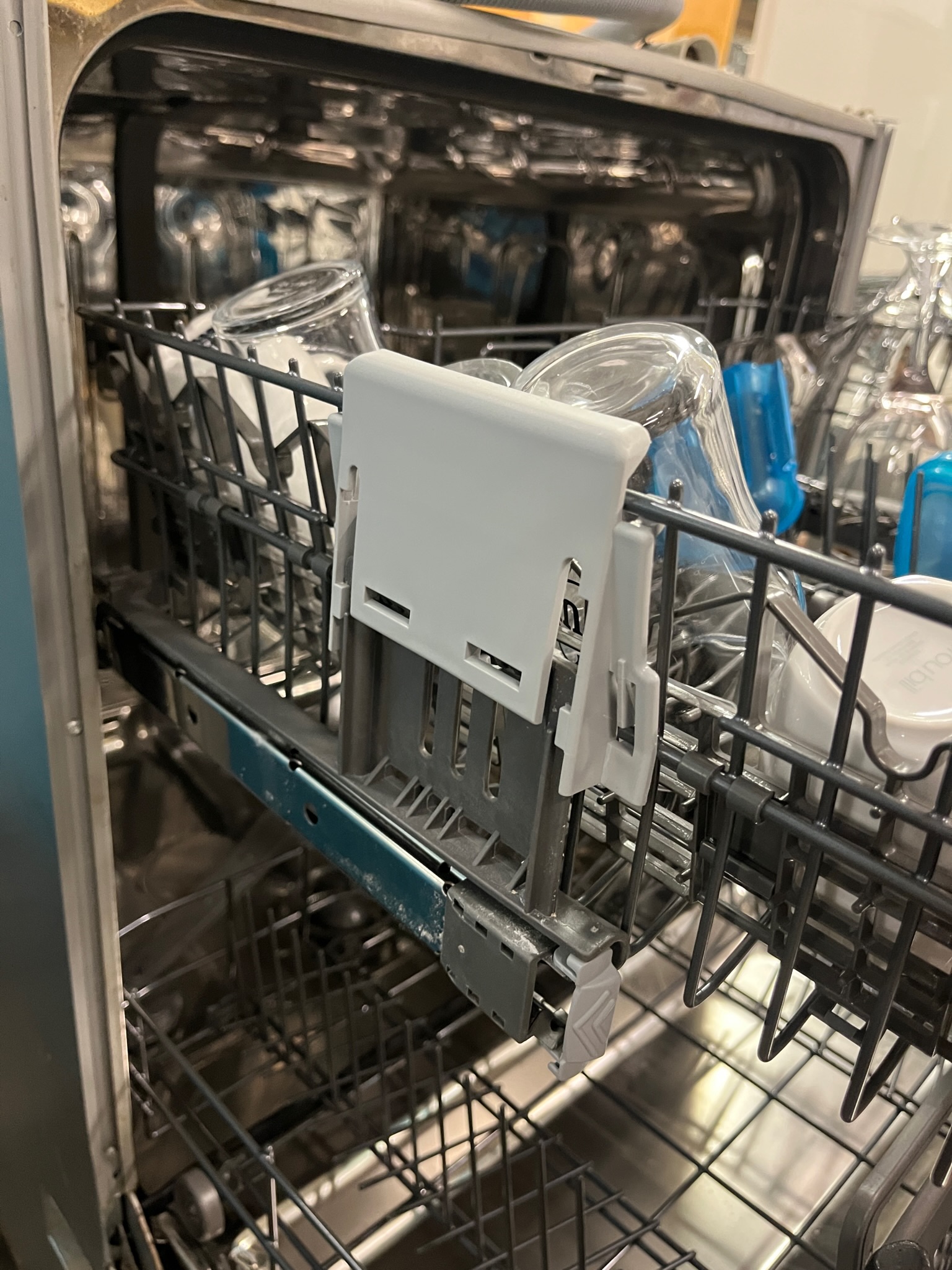 SELT / SOLD Whirlpool uppþvottavél 6