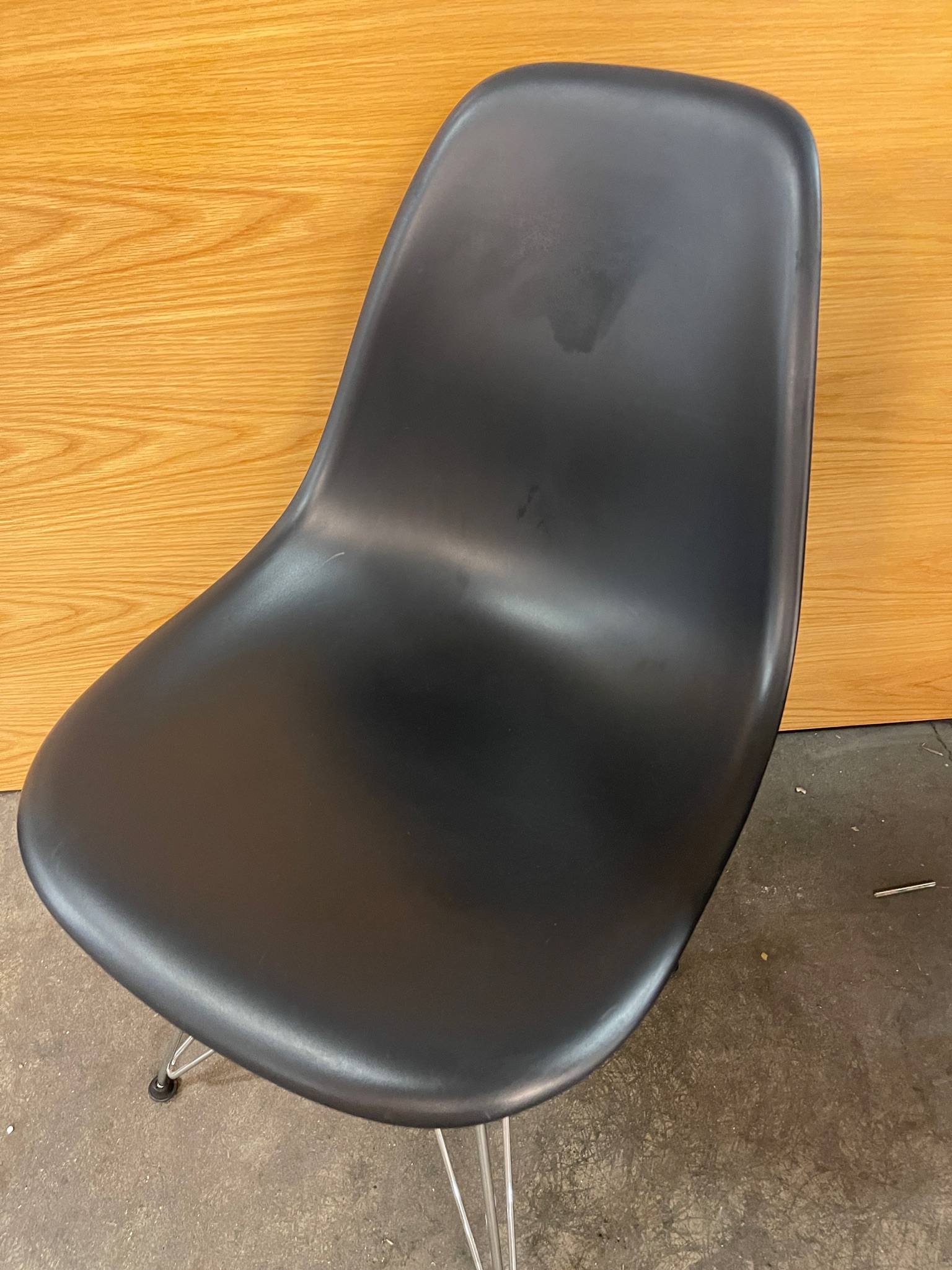 Selt/Endurnýtt-Vitra Eames stóll frá Pennanum - 2 stk til. 6