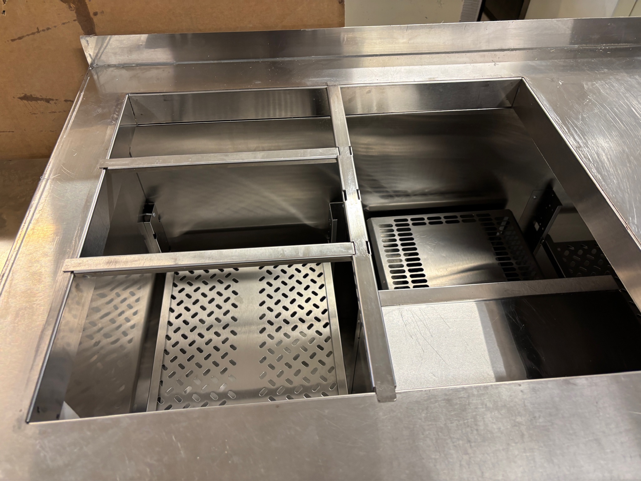 Vitrum preppborð / kæliborð frá BVT, B126xD70xH91sm. 7