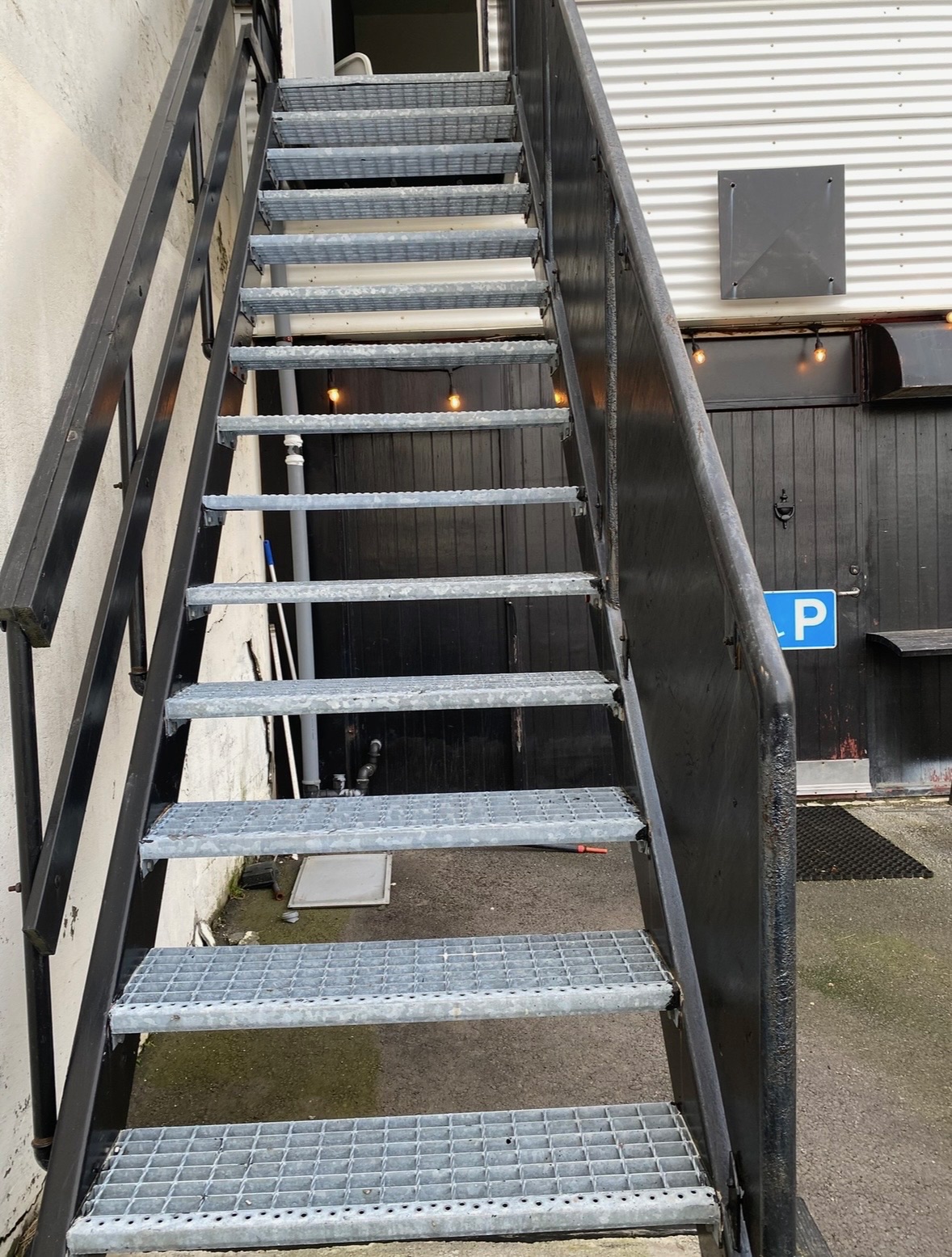 SELT / SOLD- Neyðartröppur, L470xB100sm. - Hveragerði 3