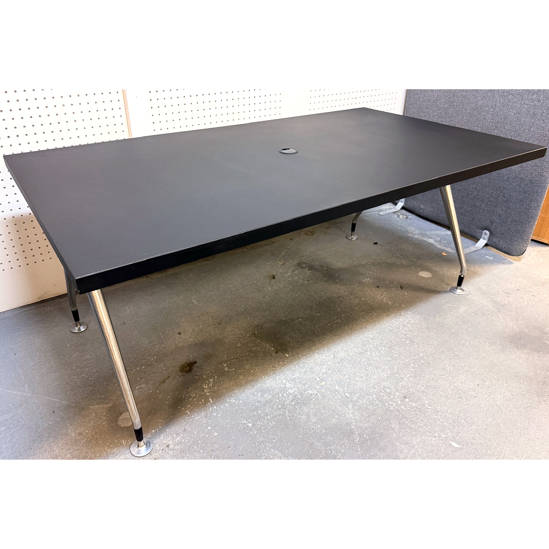 Vitra fundarborð, L180xB100sm.