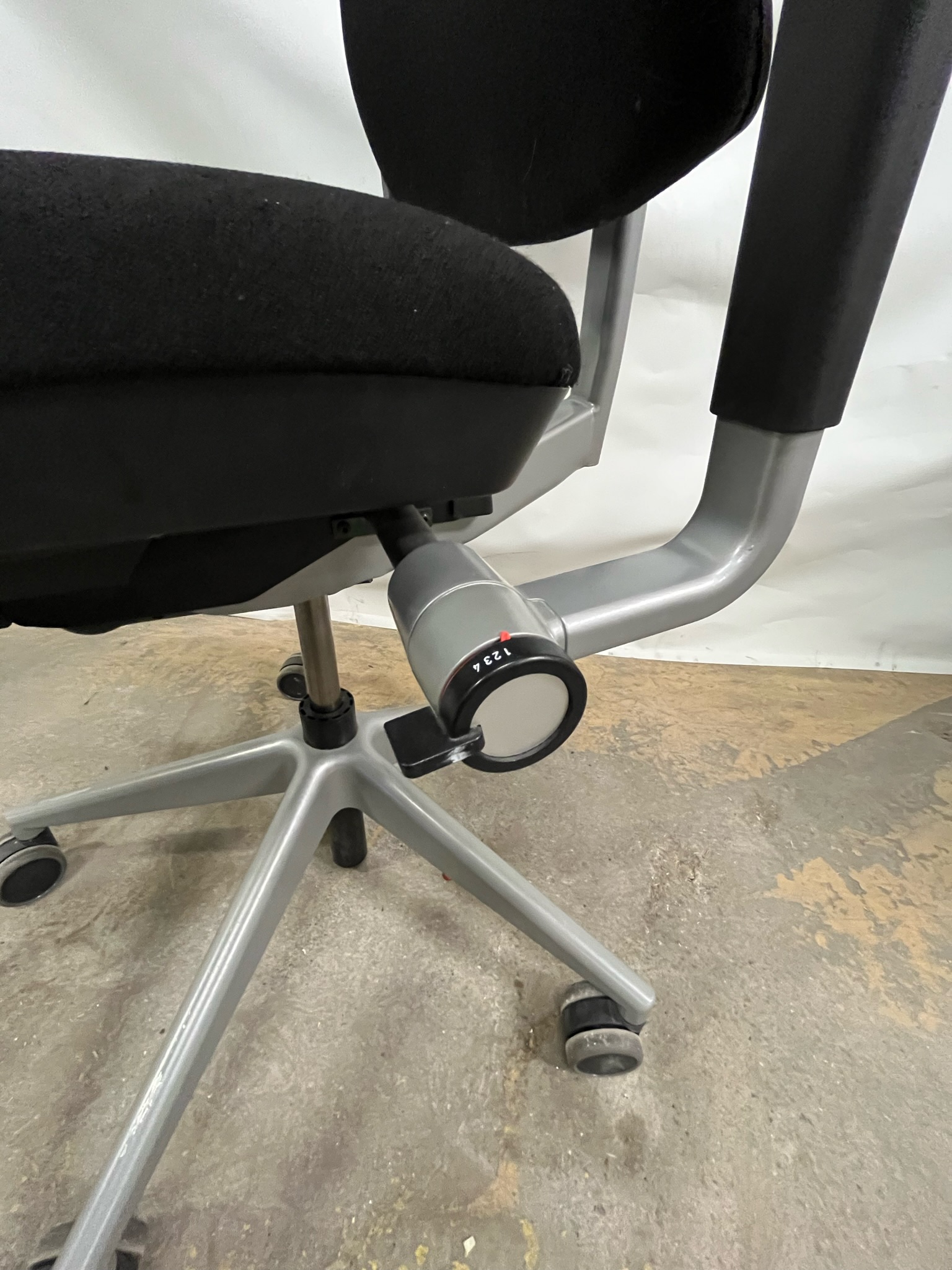 SELT / SOLD Steelcase skrifstofustóll 5