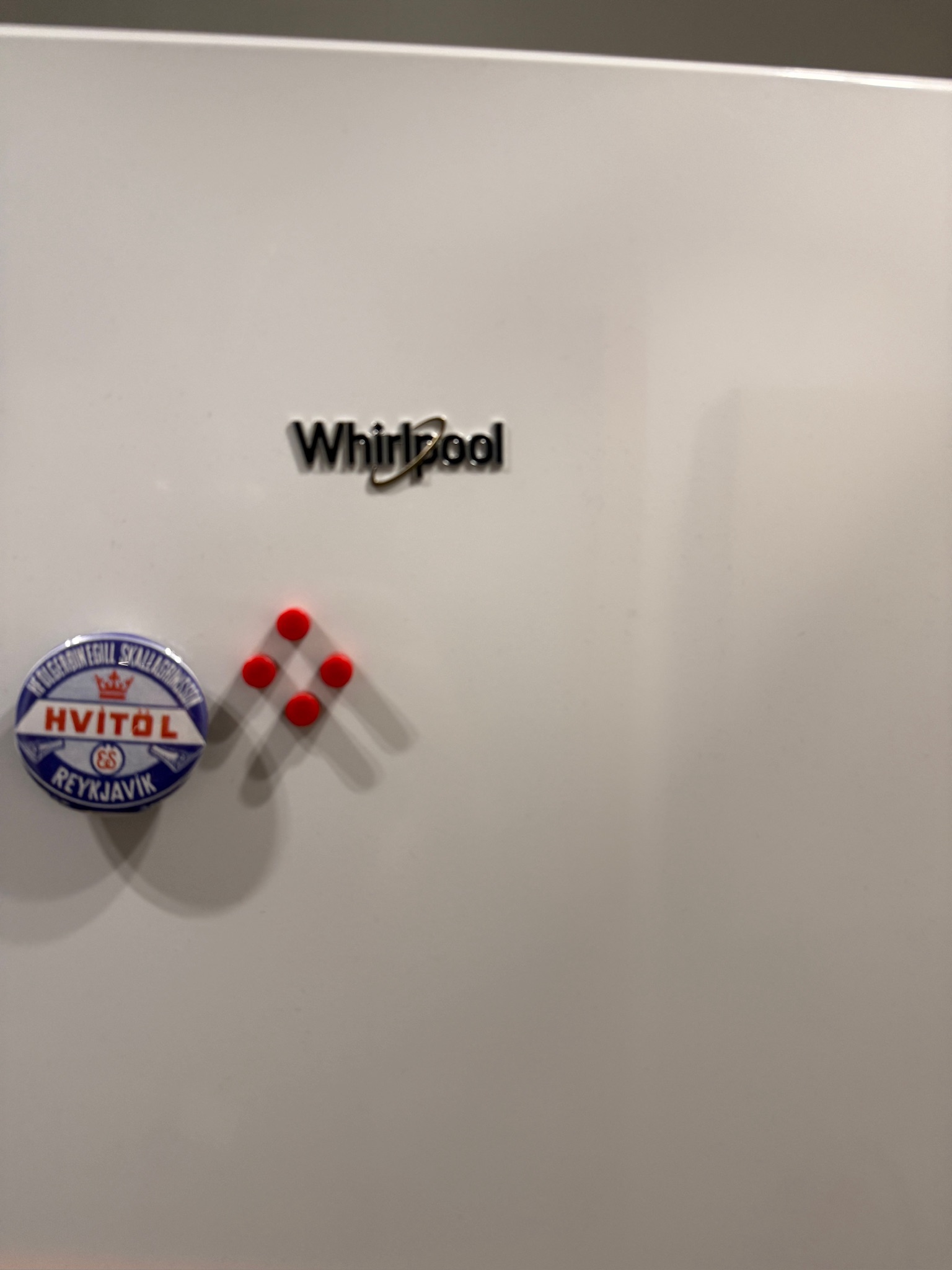SELT / SOLD Whirlpool ísskápur, H188sm. 2