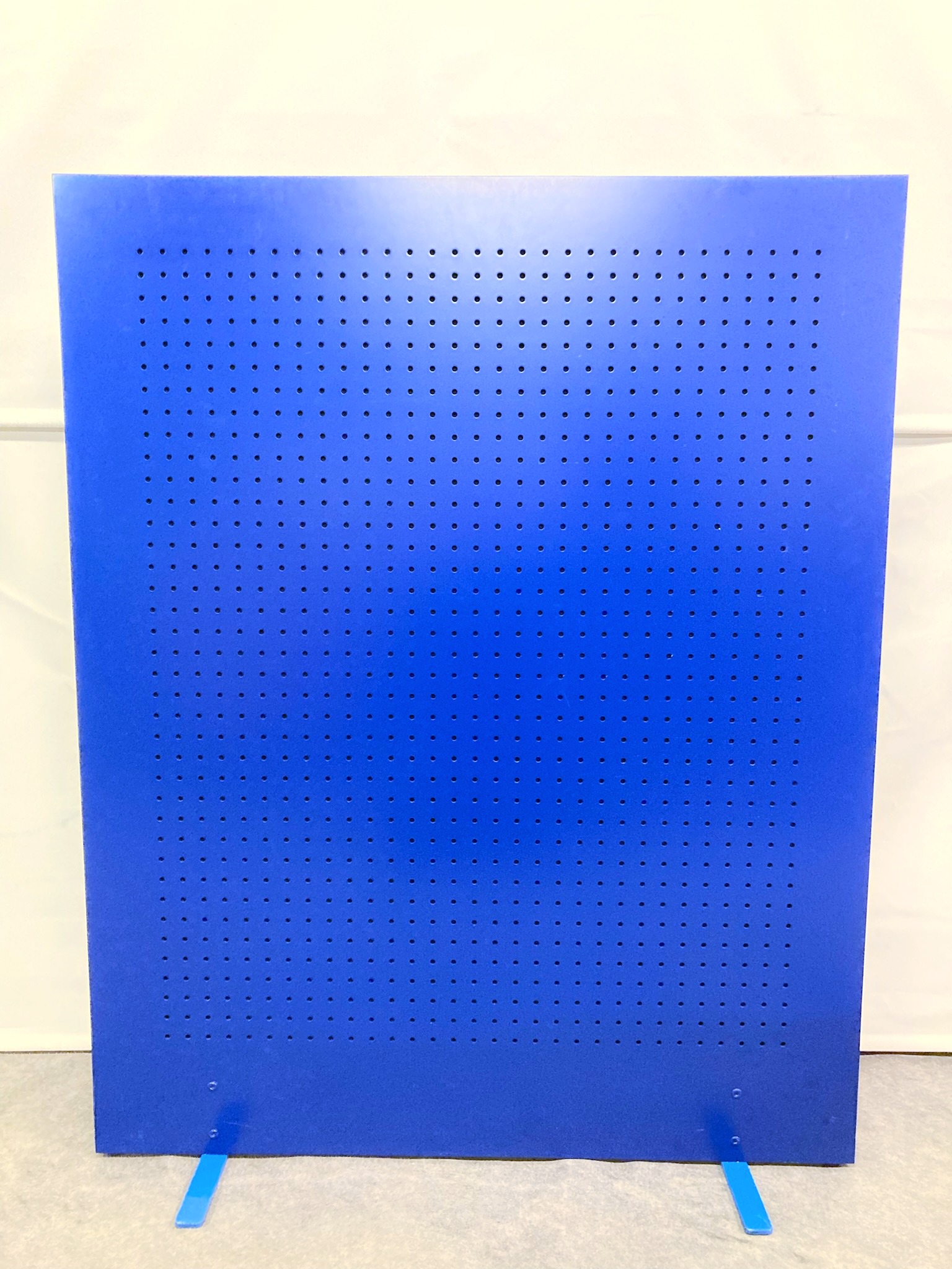 SELT / SOLD Hljóðeingrandi blá viðarskilrúm H150xB120 frá Á.G - 4 stk til.