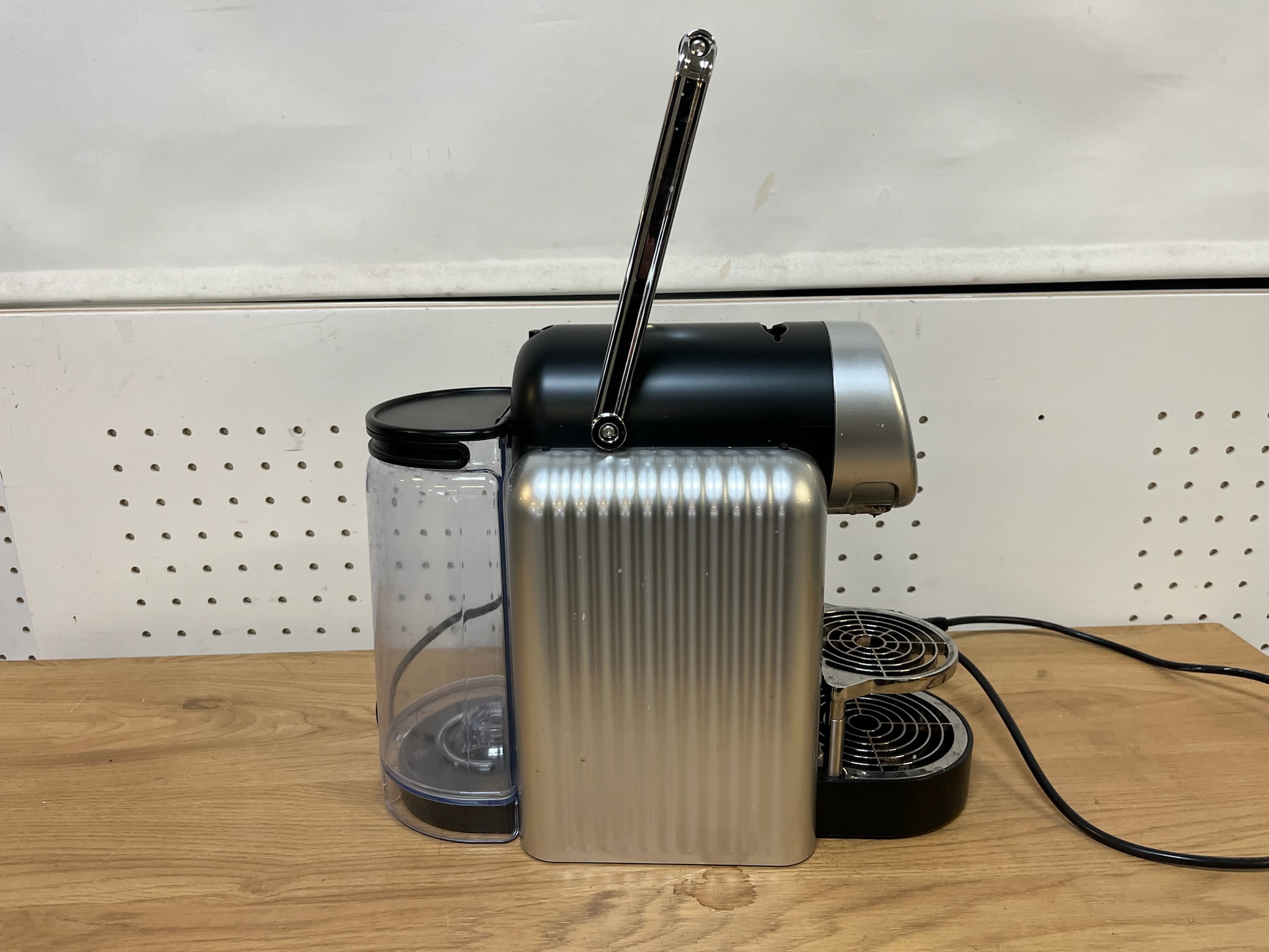SELT / SOLD Nespresso kaffivél 5