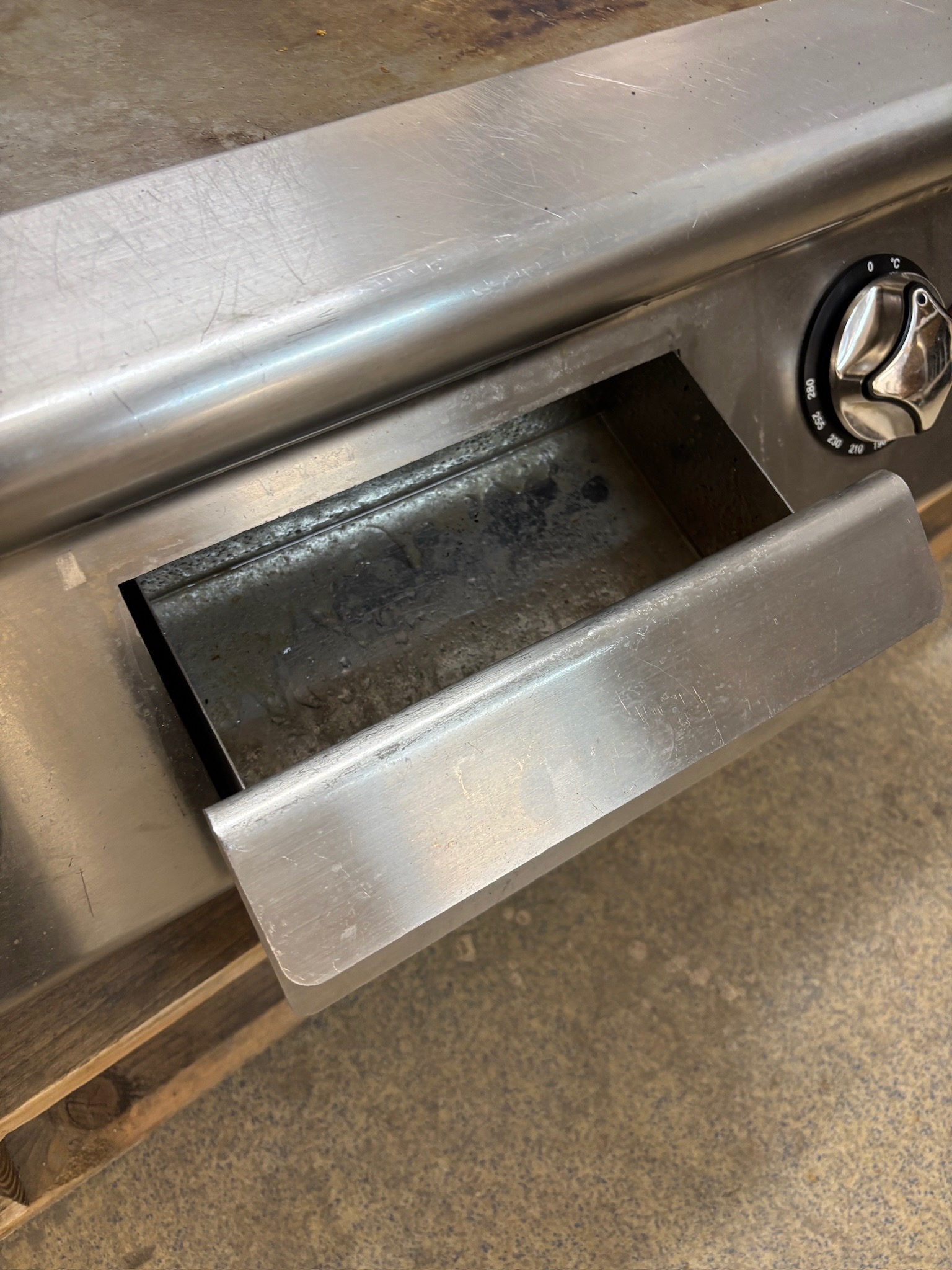 SELT / SOLD Mareno Grill Panna, D73 x B80 x H30 sm 6