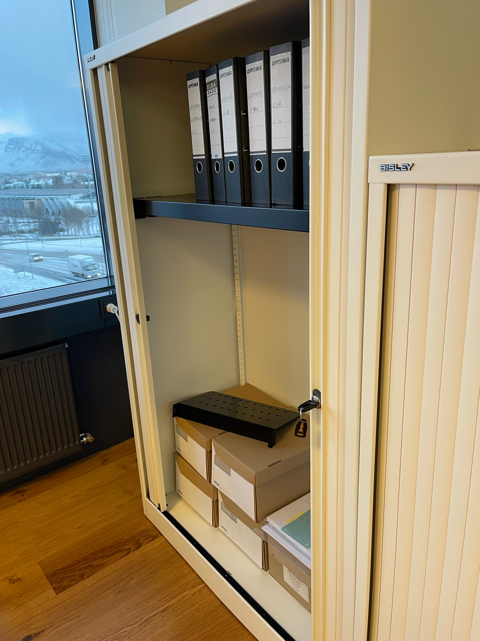 Selt/Endurnýtt-Bisley skjalaskápar - 2 stærðir 3
