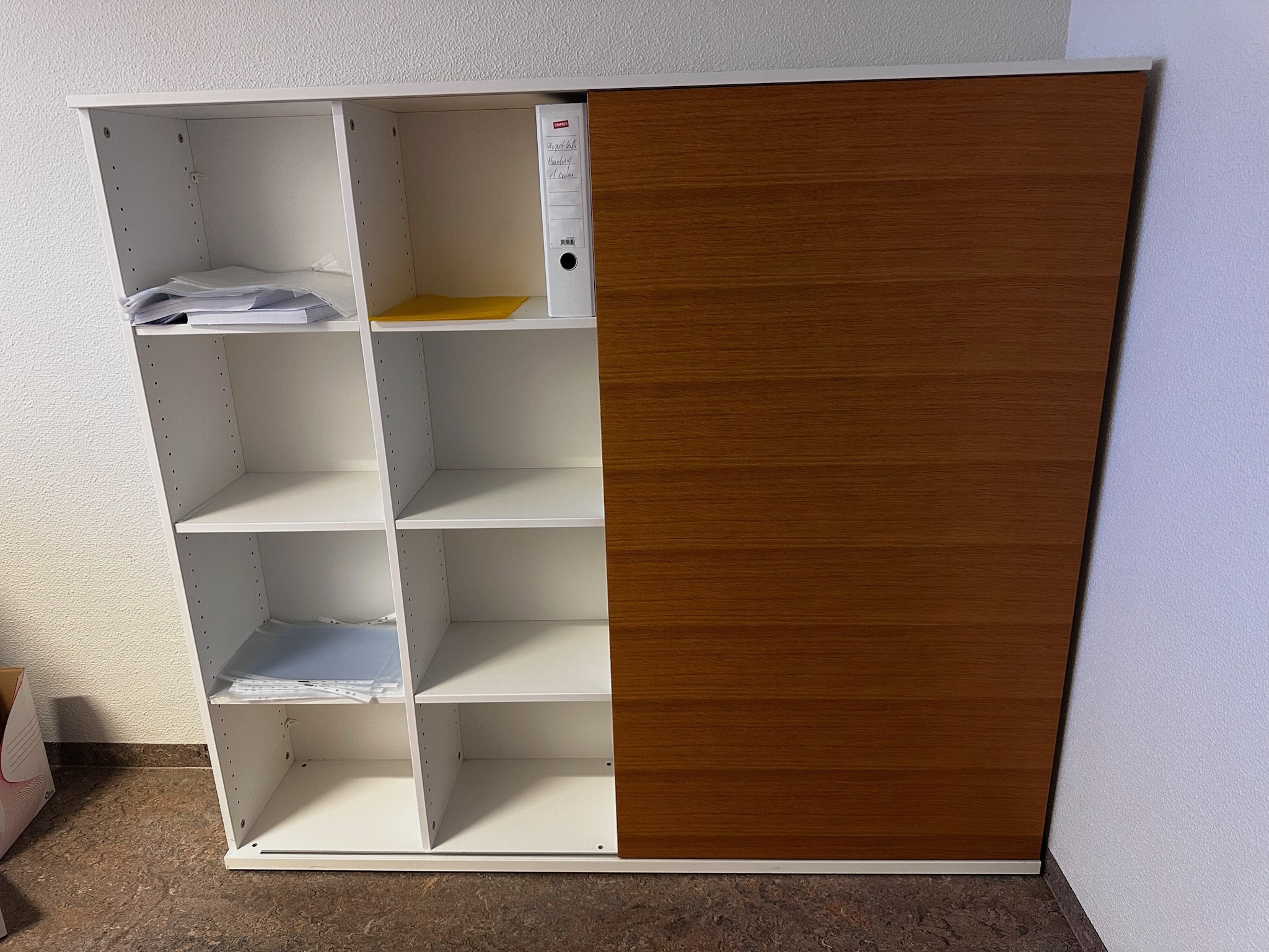 SELT / SOLD IKEA skápur með rennihurðum, L162 x B35 x H143 sm. 2