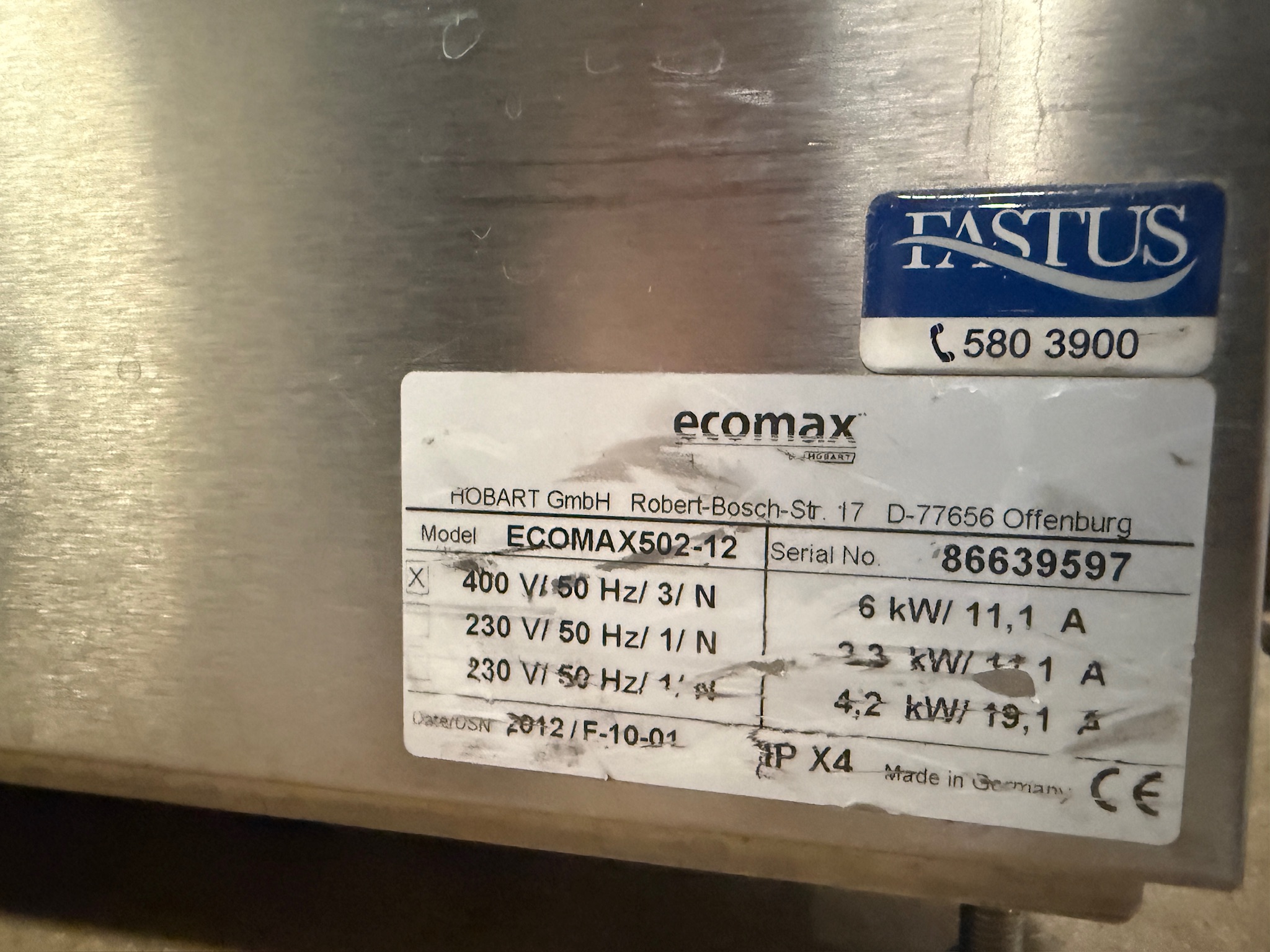 SELT / SOLD Hobart EcoMax undirborðsvél frá BVT ásamt sápubirgðum 2