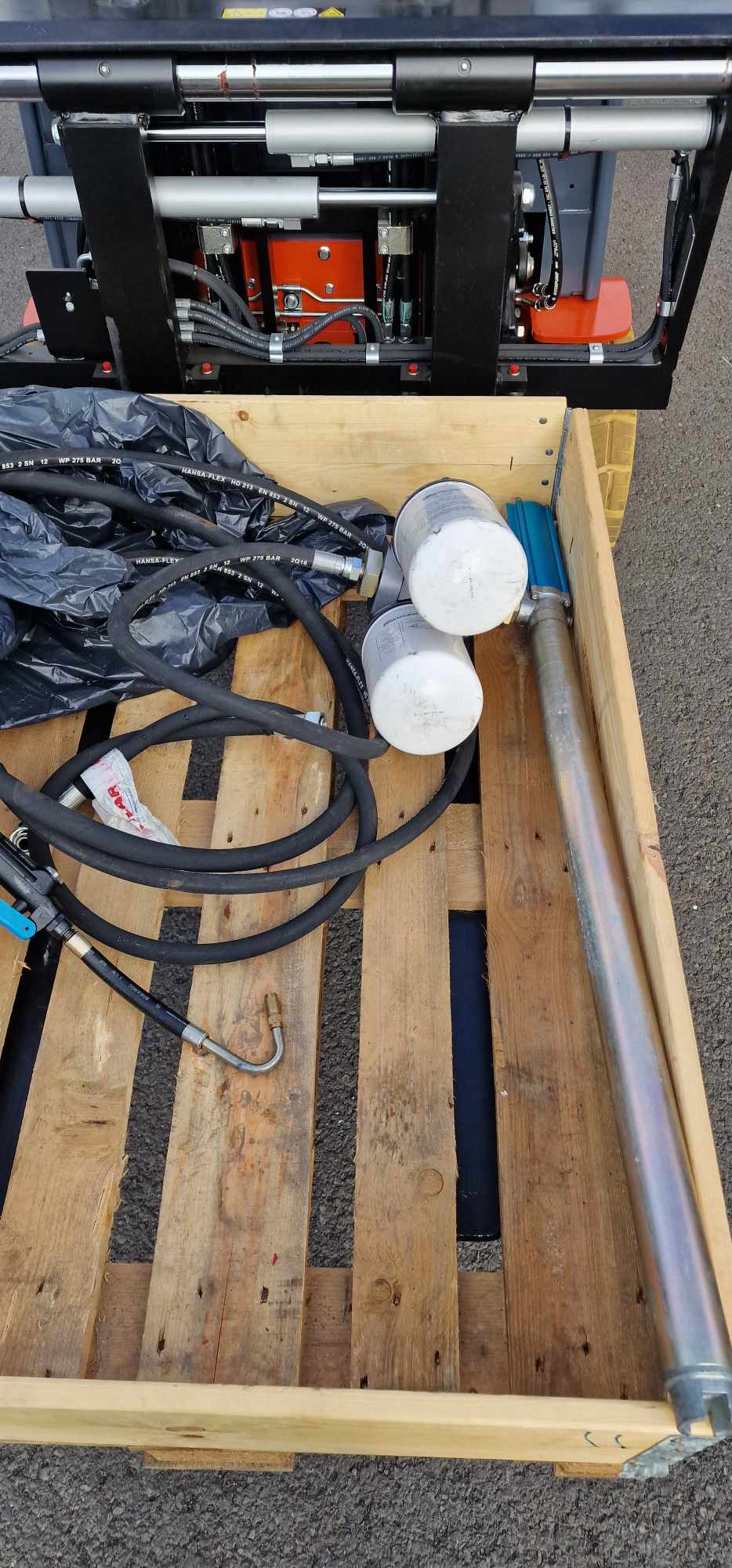 SELT / SOLD Olíudæla fyrir tunnu