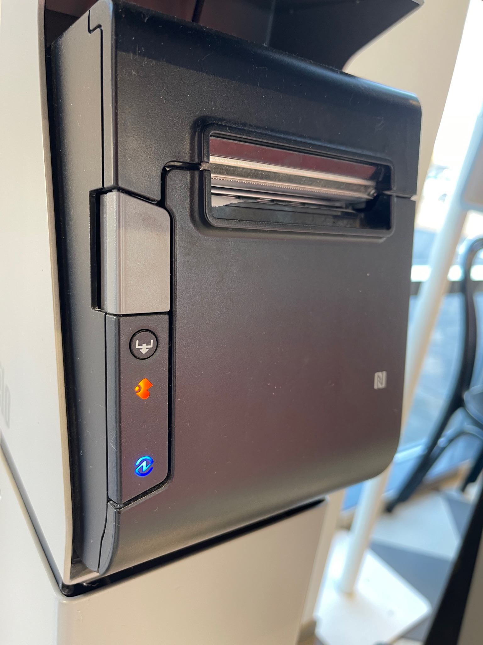 SELT / SOLD - Elo KIOSK - pöntunarsnertiskjár - nokkrir til 5