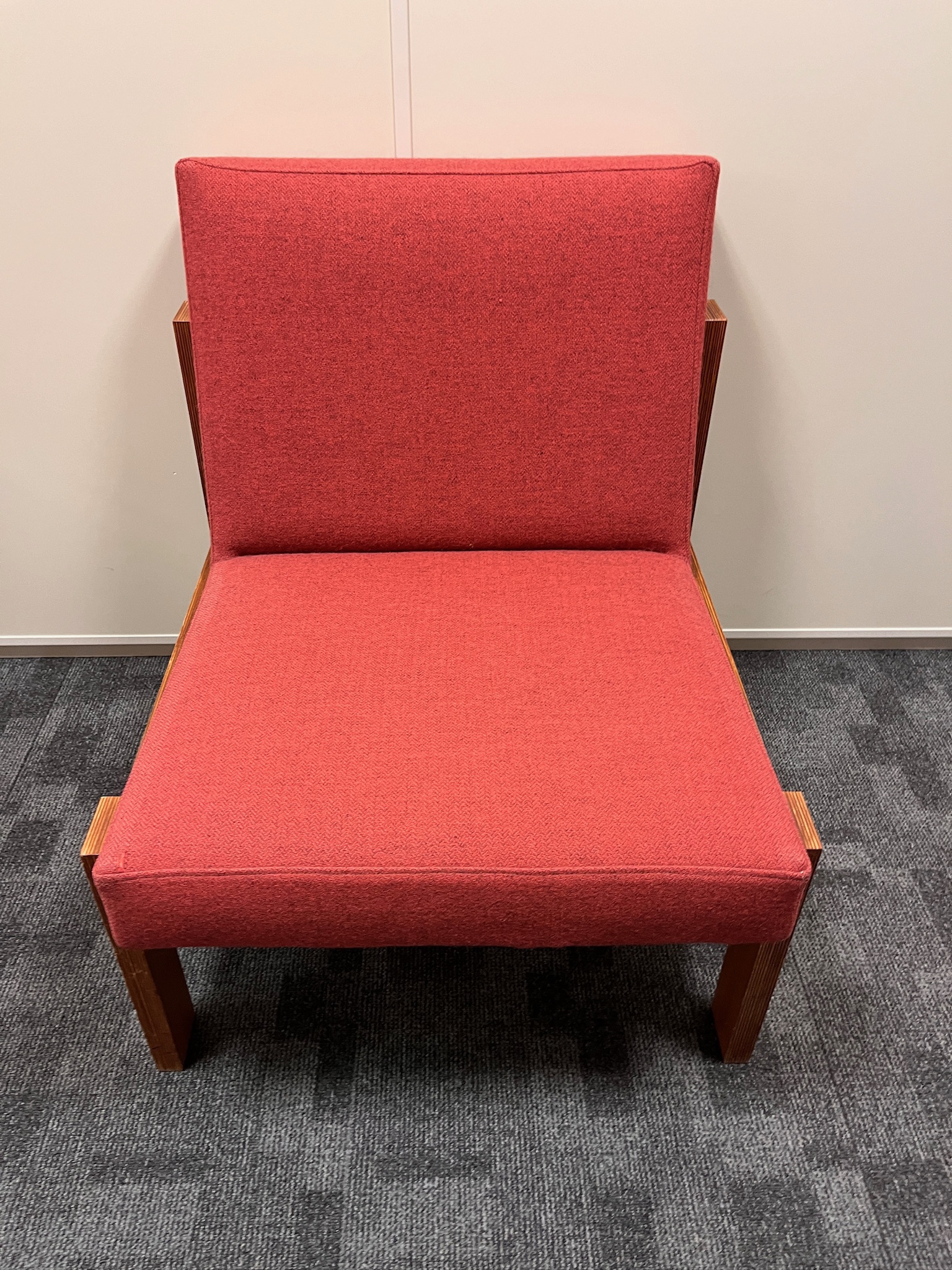 SELT / SOLD Viðarstólar með sál - 2 stk 5