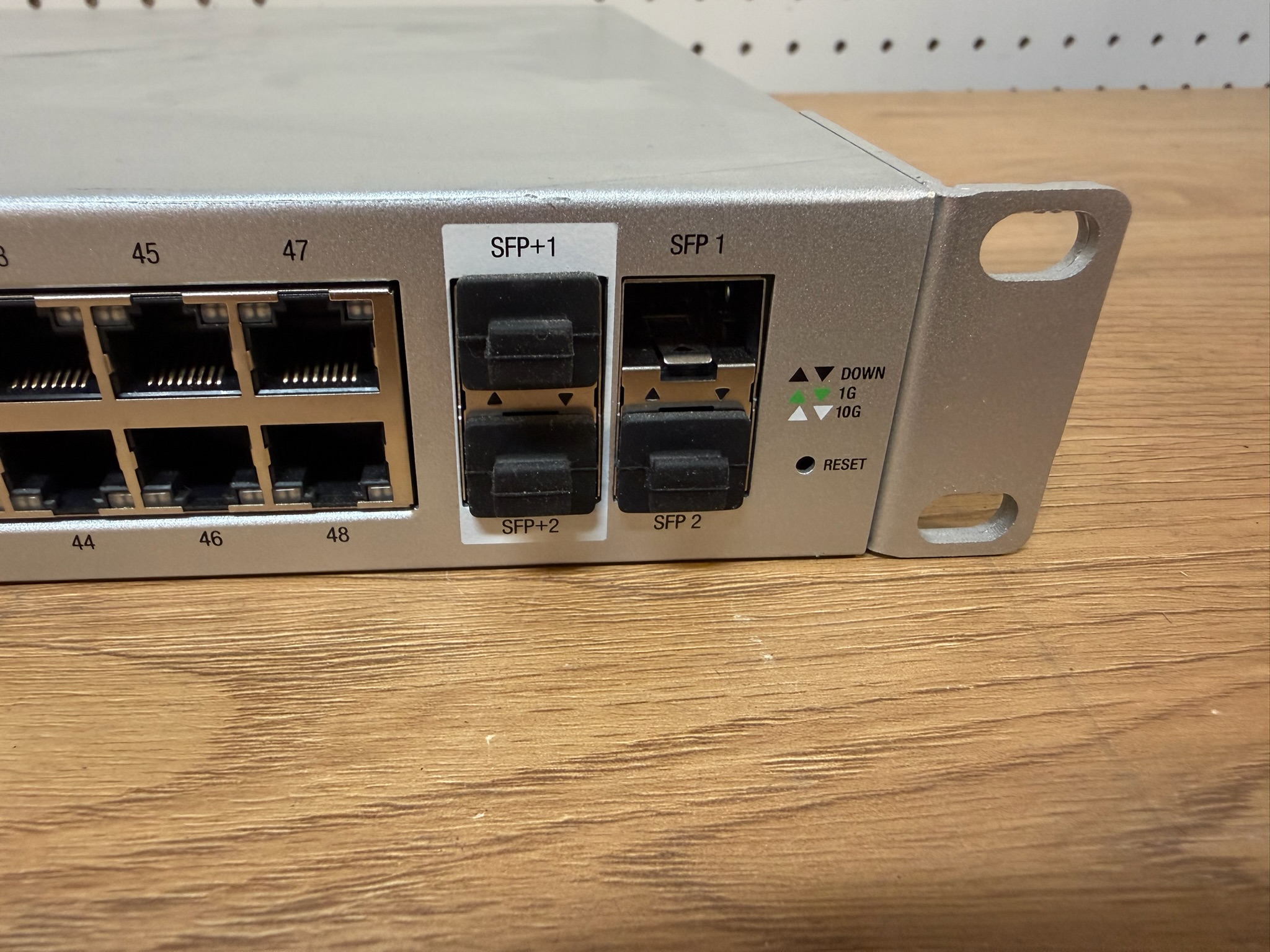 UniFi 48 sviss frá Ofar (3 stk.) 6