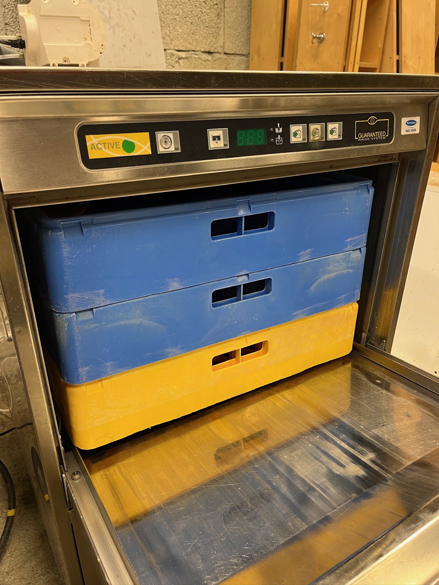 SELT /SOLD Zanussi undirborðs uppþvottavél, H86 x B60 x D61 sm. 5